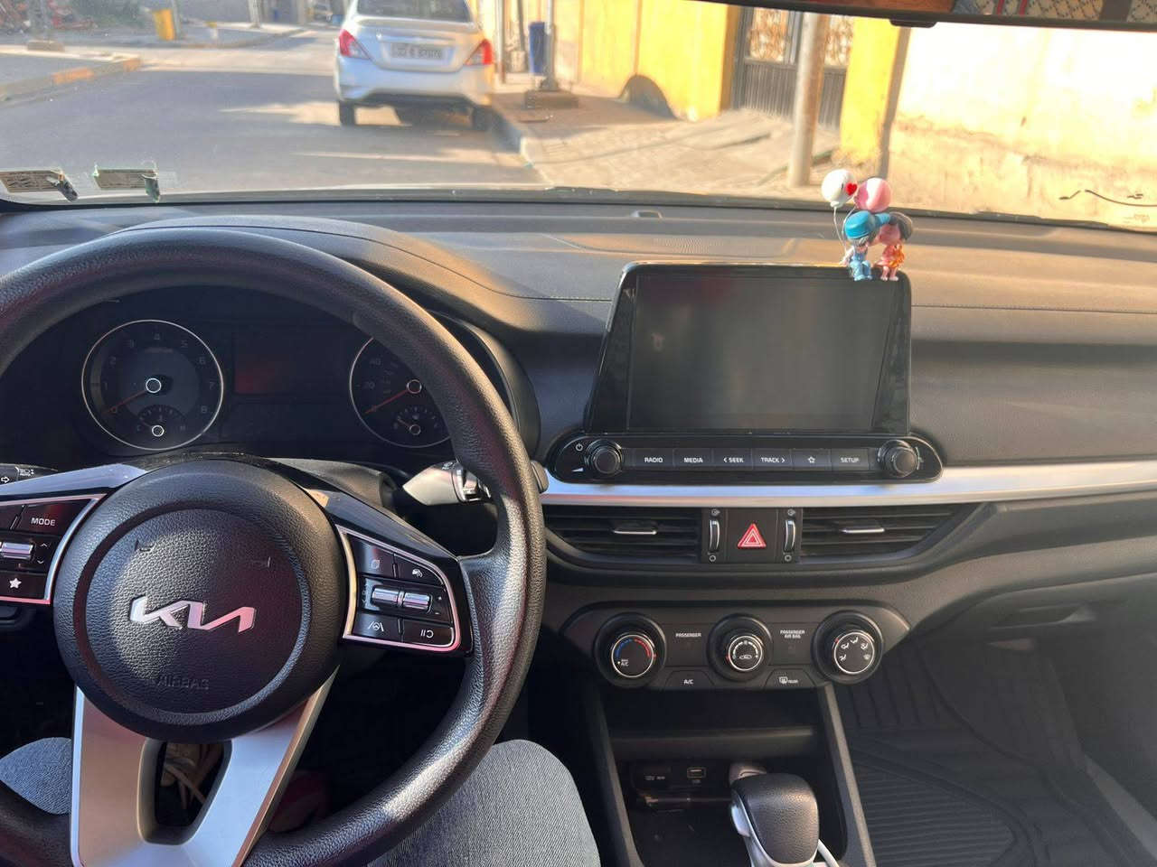 سلام عليكم كيه فورتي مديل 23 معوقين حادثها امبدل بس البنيد والمدكر المامي جهت نفسه مصلح والباقي كله كفاله 
السياره جاهزه كلشي بيها شغال تخم تاير تبريد دوشمه ماشيه 85الف مواصفات السياره نص فول مكاني البصره ***********بي وتساب السعر 145ورقه
