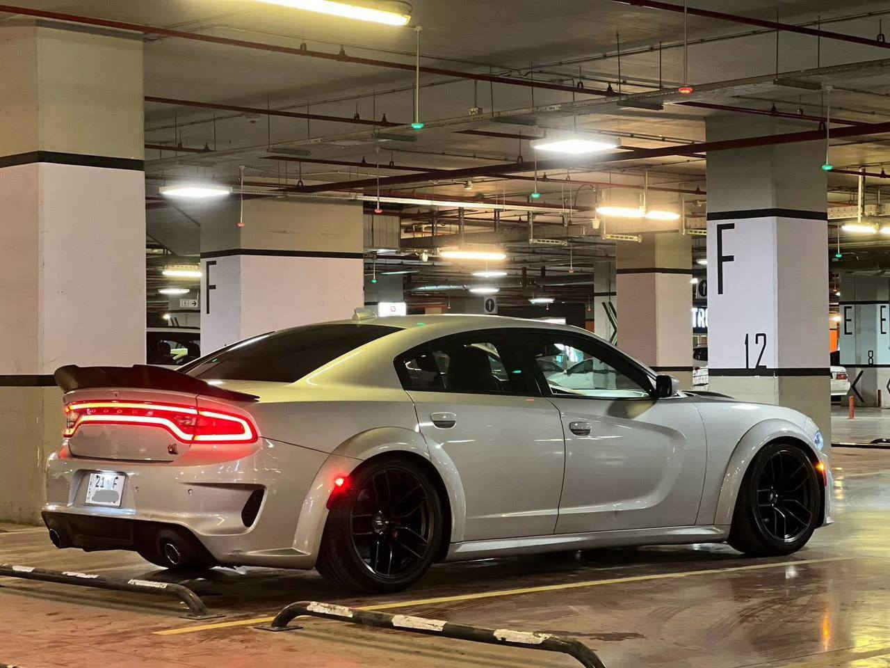 DODGE CHARGER Scat Pack
WIDEBODY 6.4
وايد بدي اصل
مديل 2022 فول عدا الفتحة
السياره كلش جديده بمعنه الكلمه
حادث بسيط بنيد فقط بدون دواخل السياره ستوك ماشيه 67km فقط
مكابح رياضية (برمبو)
LED لايت
اللايت زنون
نقطة عمياء
كزوز سستم
حساسات خلفية
ALPINE سستم صوت
كشنات حضن
ذاكرة لحفظ وضعيات الجلوس (ميموري)
المقاعد الأمامية تبريد وتدفئة
تدفئة ستيرن
شفتات ستيرن
العنوان بغداد 
وباقي المواصفات المعروفه
تحويل او وكاله ثاني يوم
السعر 30 الف وبي مجال كلش بسيط
الرقم ***********
