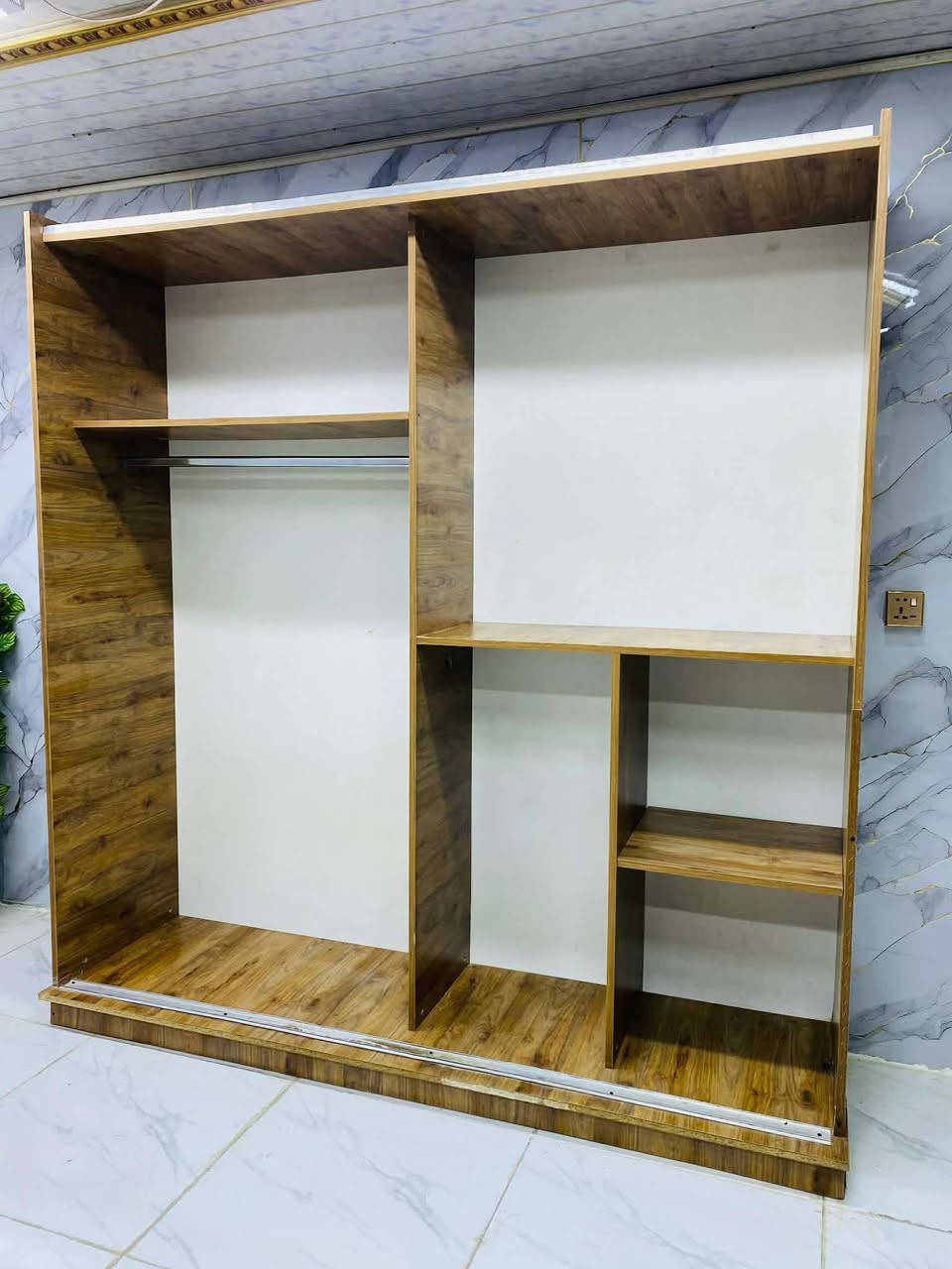 غرفة نوم تركي مستعمل
تتكون 👈 5 👈 قطع 🥰
نضافة 80%💯
السعر375
مع نقل وشد داخل بغداد مجاني


**إذا كنت صاحب هذا الإعلان وتريد حذفه لأي سبب، رجاءا أرسل رسالة إلى الدعم الفني**