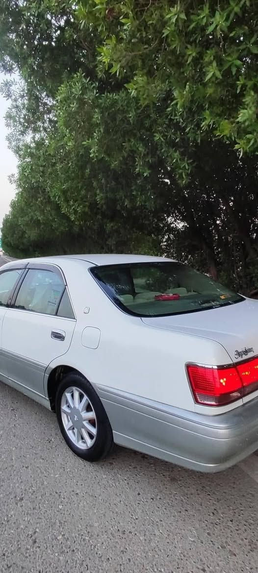 جنون (ملكه) موديل 2002 رقم بصره قرار 48 تحويل مكينه D4 الجبير شاصي 75 كرستال اصل 3 دكم تحويره امارات مكفوله من الضربه والتبديل بيه صبغ يابان لبيع او مراوس بسياره عاليه السعر 130 وبيه مجال رقم تليفون *********** البصرة, العراق
