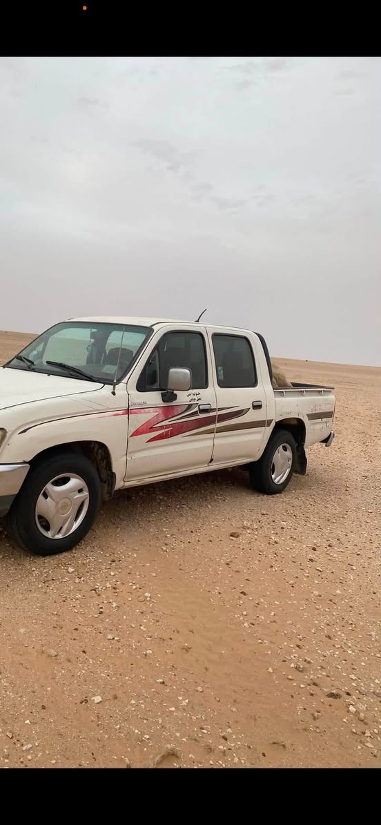 سلام عليكم جمره ٢٠٠٢ كويتي رقم بصره نكليزي بسمي تبريد ثلج مكينه كير حداديه كهربائيات كله شرط 
سياره جاهزه ع آخر حبابه وترايك للسعوديه السياره بيها مكانات بارد  مكانها الناصريه مركز 
السعر ( ٨٣ ) اتصال فقط خاص ماجاوب 
***********

***********   الوالد
