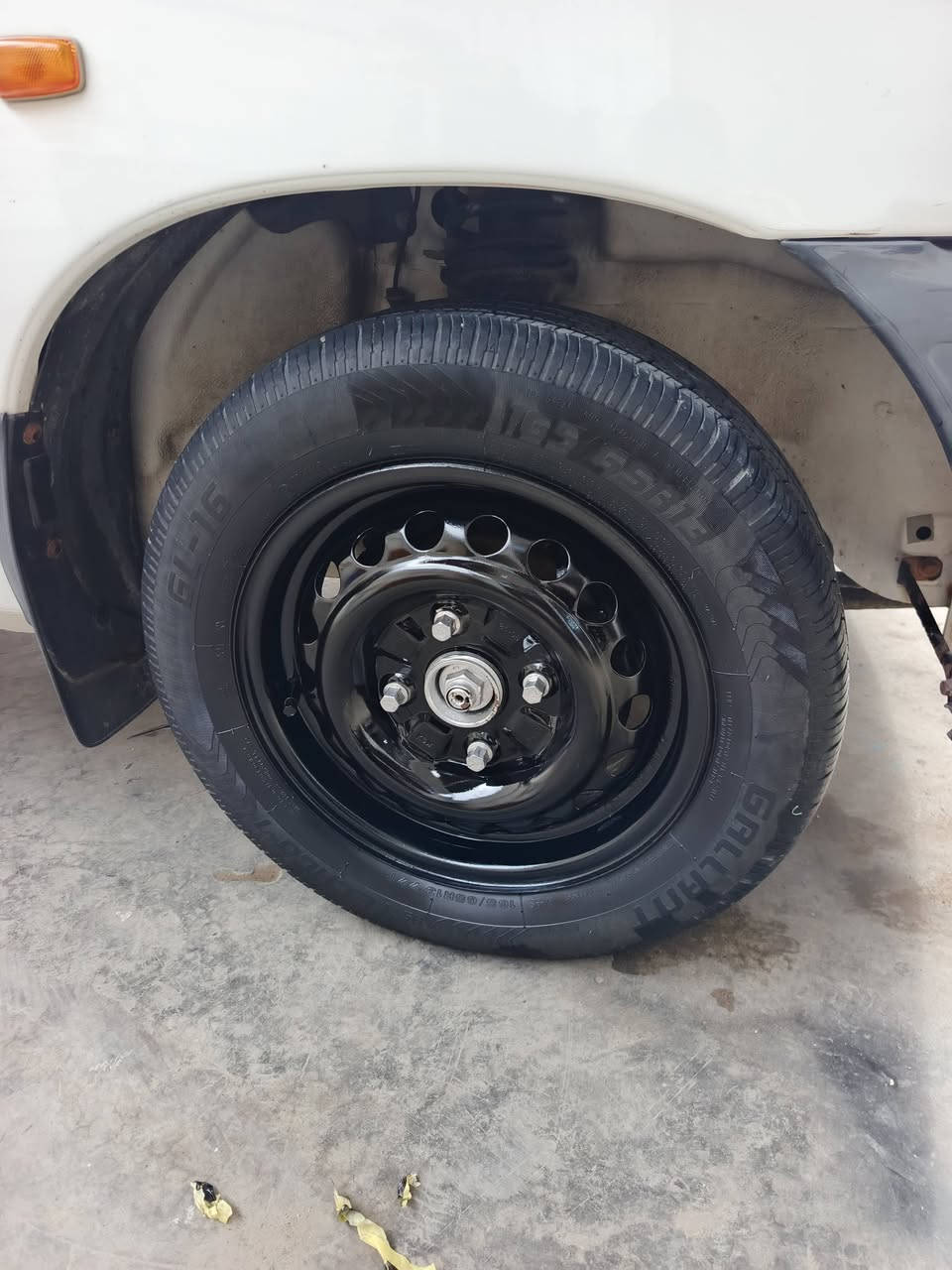 سلام عليكم سايبه لبيع موديل 2022رقم بغداد نكليزي هزه جديده سنويه لقايت 27 منضومت قاز تخم تاير مكفوله كفاله عامه 
تواصل ***********
