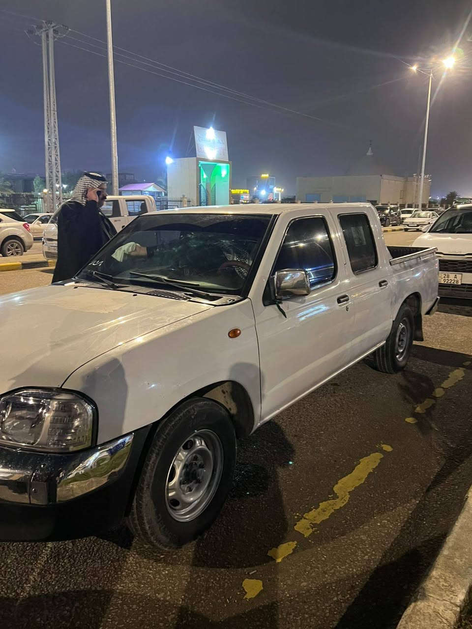 السلام عليكم للبيع نيسان موديل 2013رقم سليمانيه مكفوله عدا صبغ نص جاملغ جهت السايق الاتصال عله الرقم *********** مكاني النجف الاشرف
