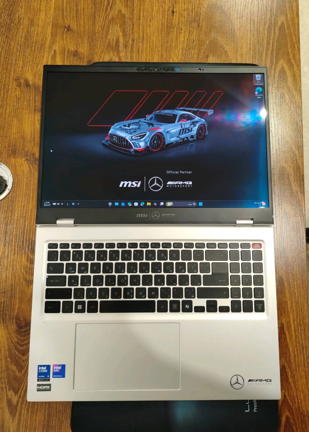 للبيع | MSI Prestige 16 AI+ Mercedes AMG

· المعالج: Intel Core Ultra 9 288V (الأقوى في السوق).
Intel Arc Graphics 140V(16GB) كارت
· الرامات: 32 جيجا LPDDR5X (سرعة خيالية).
· التخزين: 1 تيرابايت NVMe (سريع جداً).
· الشاشة: OLED 16" 4K (عرض سينمائي).
· البطارية: 99.9Wh (تغطي يوم عمل كامل).
· الوزن: 1.5 كجم فقط (خفيف جداً).
· التصميم: إصدار خاص بمرسيدس AMG (أنيق وفاخر مصنوع من المغنيسيوم والألمنيوم.

مستخدام أسبوع واحد،
متوفرة جميع الملحقات مع الكارتونة
بغداد - المنصور
آخر سعر شكد، وهل السعر قابل للتفاوض لو ثابت؟: 
قابل للتفاوض
