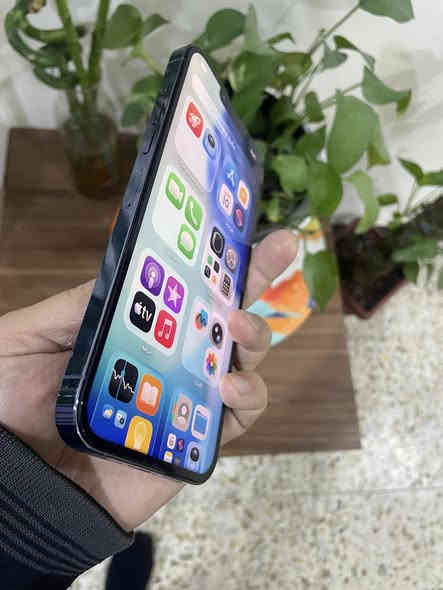 13 برو ماكس ذاكره 256 بطاًريه 85
جهاز مبدل شاشه شرط فول HD
دقه ولمس ولوان شرط اصلي 
كامل وكلشي شغال ومكفول 
الضهر بيه من فوك كسر مماثر ولا مبين 

كلشي شغال وسعره مناسب 500 الف وبيه مجال حك جيه 
بغداد الدوره ***********
