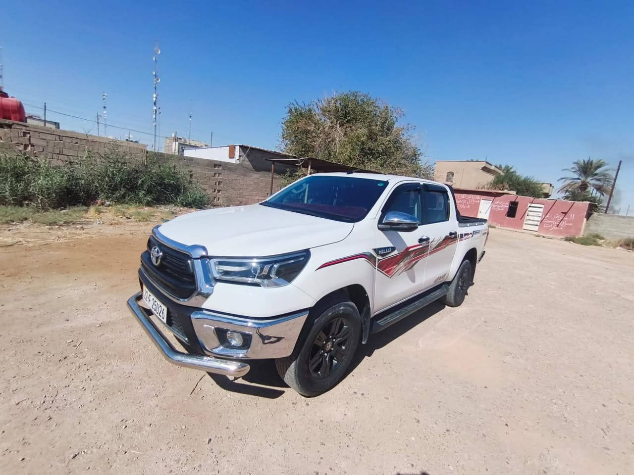 السلام عليكم 
تويوتا هايلوكس موديل 2022 رقم اربيل الجديد 
فور ويل 4×4
محرك 4 سلندر بانزين 
قطعتين تبريد
انظمة قيادة متعددة 
تحكم ستيرن كامل 
اماشية 46 الف كيلو متر حقيقي 
گير اوتوماتيك 
السيارة كفالة عامة من الصبغ والبارد وبحالة الشركة 
سعر البيع النهائي 295 ورقة 
للاستفسار ***********

