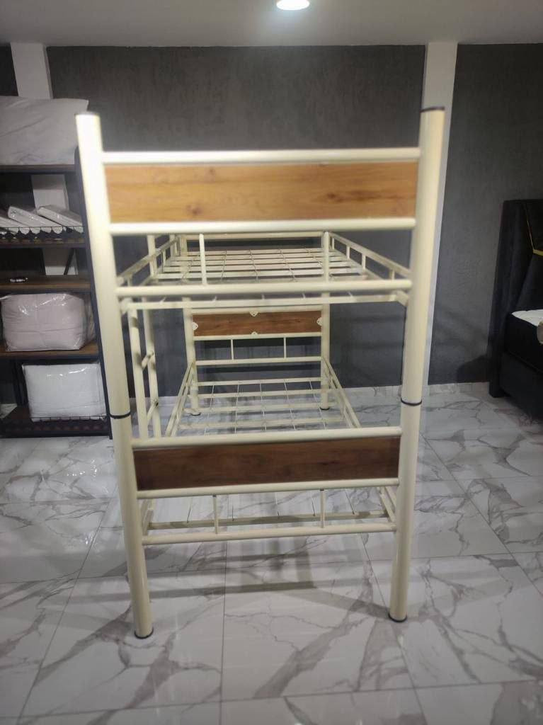 سرير طابقين صيني 160الف
90 في 190


**إذا كنت صاحب هذا الإعلان وتريد حذفه لأي سبب، رجاءا أرسل رسالة إلى الدعم الفني**