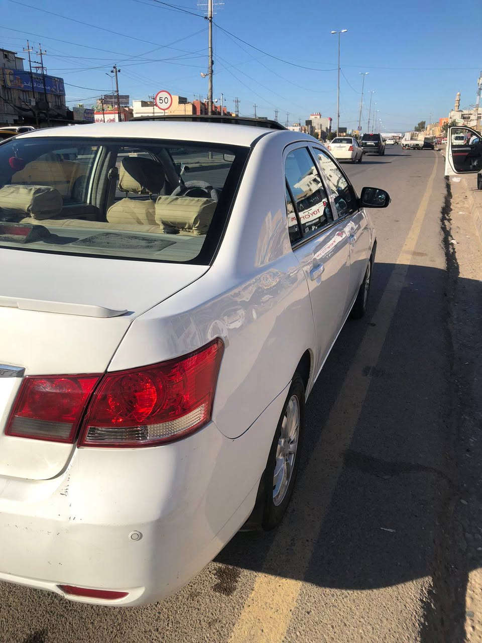 للبيع فقط بي وادي جي 3 2013 سياره فول واحد على واحد بصمه سلايت كشنات جلد اشاير ترحيب ويل كب لايت عدسه فول بس گير عادي محرك كير كلو شرط تبريد شغال 
(الضرر بيها طخه من وره صندوك مبدل وبيها داخل بس ماواصل لحوض ولا باقي مكفول) السعر 61 ورقه وبيها مجال حيل قليل مكاني موصل حي صدام لتواصل 
***********
