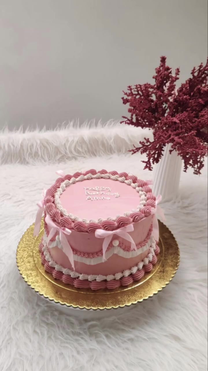 كيكه وسط 💕🎂 السعر 12
📍متوفر توصيل في بعقوبه
📩 للطلب و الاستفسار المراسلى على الخاص

 #الشعب_الصيني_ماله_حل
 #كيك #بعقوبه


**إذا كنت صاحب هذا الإعلان وتريد حذفه لأي سبب، رجاءا أرسل رسالة إلى الدعم الفني**