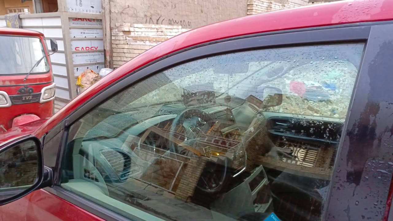 دوج كرفان ٢٠١١ رقم بغداد حمراء اللون بيبان وجنطه عادي تبريد ٣ قطع صبغ ٣ قطع  المكان بغداد الدوره ابودشير  سنويه باسمي  السعر ١١٠ وبيه مجال للشراي***********
