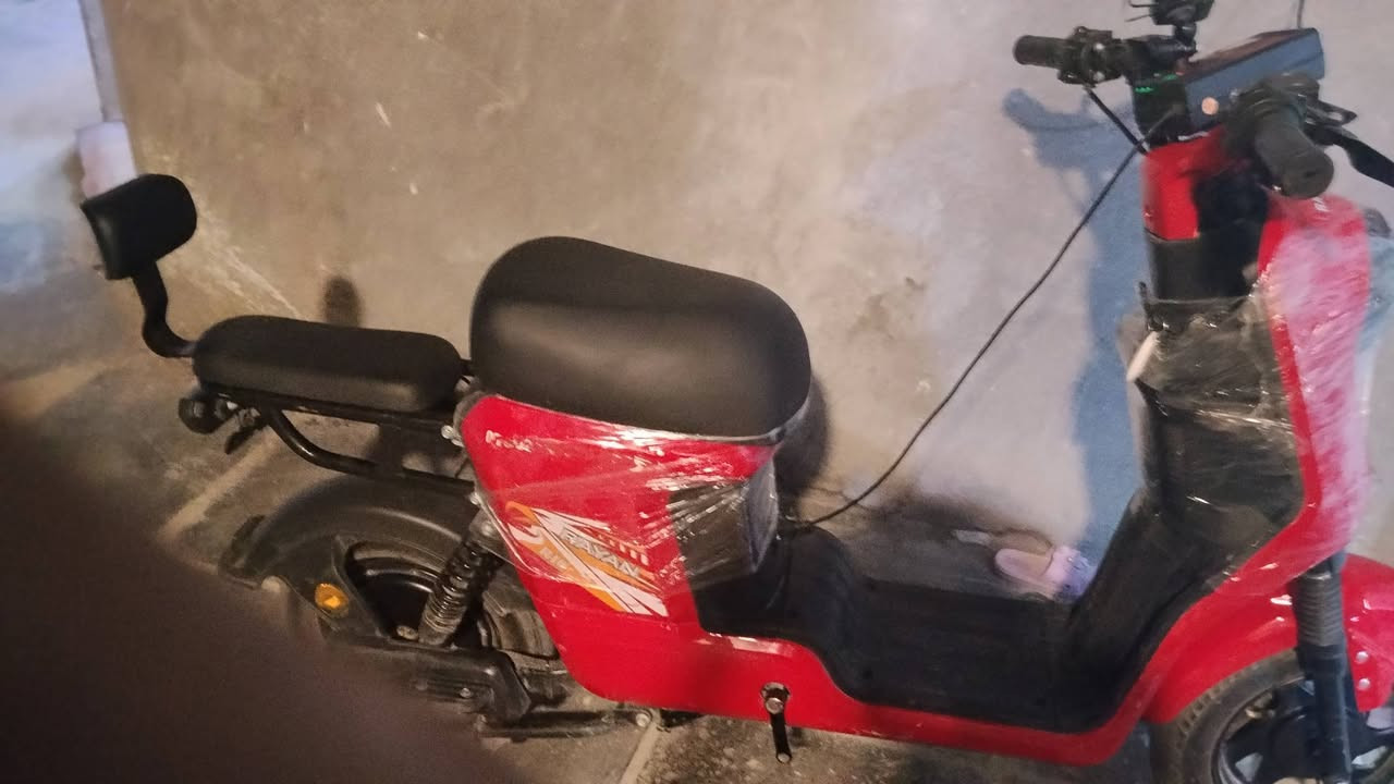 سلام عليكم 👇 دراجه شحن للبيع نضيفه بس عوزها بطاريات 
السعر 300وبيها مجال العنوان ناصريه تضحيه متواجد خاص


**إذا كنت صاحب هذا الإعلان وتريد حذفه لأي سبب، رجاءا أرسل رسالة إلى الدعم الفني**