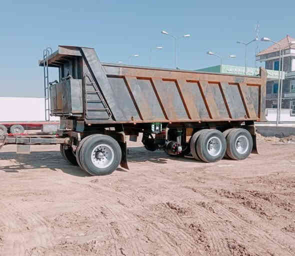 للبيع مقطوره مايلر شغل بغداد مامحمله ولا كيله 
طول 730 ارتفاع 140 جك نساف كاعيه 8 قطعه وحده 
صفاح 6 دناكير 16 شريط على طوله تخم تاير ويل جديد 
هواء كهربائيات واقيات جاهزه للشغل السعر 225 بيه مجال 
***********.   ***********
