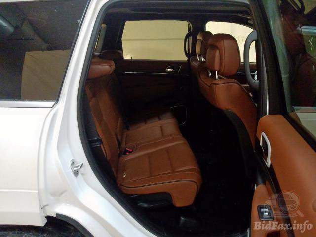 السلام عليكم
جيب كراند شيروكي سومت  2019 ( اعلى مواصفات جكات ) رقم بغداد الإنكليزي
ماشية 38 ميل 
الحادث بالمنشور تبديل اربع قطع نفس اللون وكالة بدون قطرة صبغ 
رقم الشاصي 1C4RJFJG9KC687399
السعر 270 وبيها مجال للشراي 
*********** مكان السيارة الأمين
