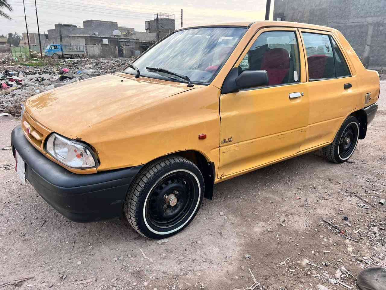 السلام عليكم /سايبه للبيع موديل 2017 شرط التحويل رقم بغداد مصفره هيئه وغرامات مكينه وكير مكفولات تخم تاير توني شاده حداديه صدر كامل دبلات والوي جديد
شواصي طاكات ومعمره خياس بل الجنطه كد شبر مسويه معمرهن ماعايزه شي سياره مصروف عليه وكامله  العنوان بغداد حسينيت المعامل السعر (٣٤)وبيه مجال
اهم شي اريد تحويل الياخذه ***********
