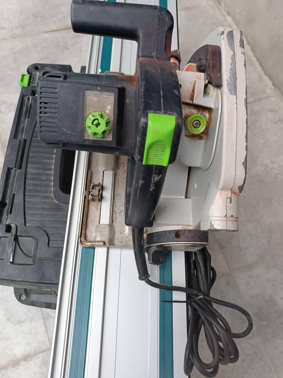 , للبيع 
 
منشار ومكنسه ماركة فيستول

واتساب***********
