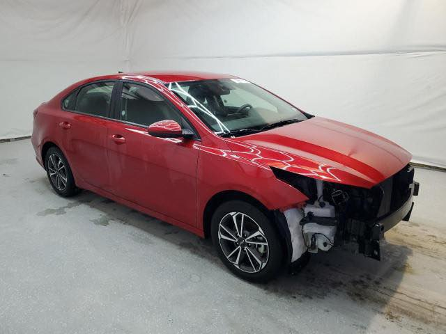 السلام عليكم للبيع كيا فورتي ٢٠٢٤ بغداد باسمي
حادثها موضح بصورة سيارة جديده اي نقص مابيها مكفوله
ماشية ١٨الف  
بغداد حي الجامعه 
***********
