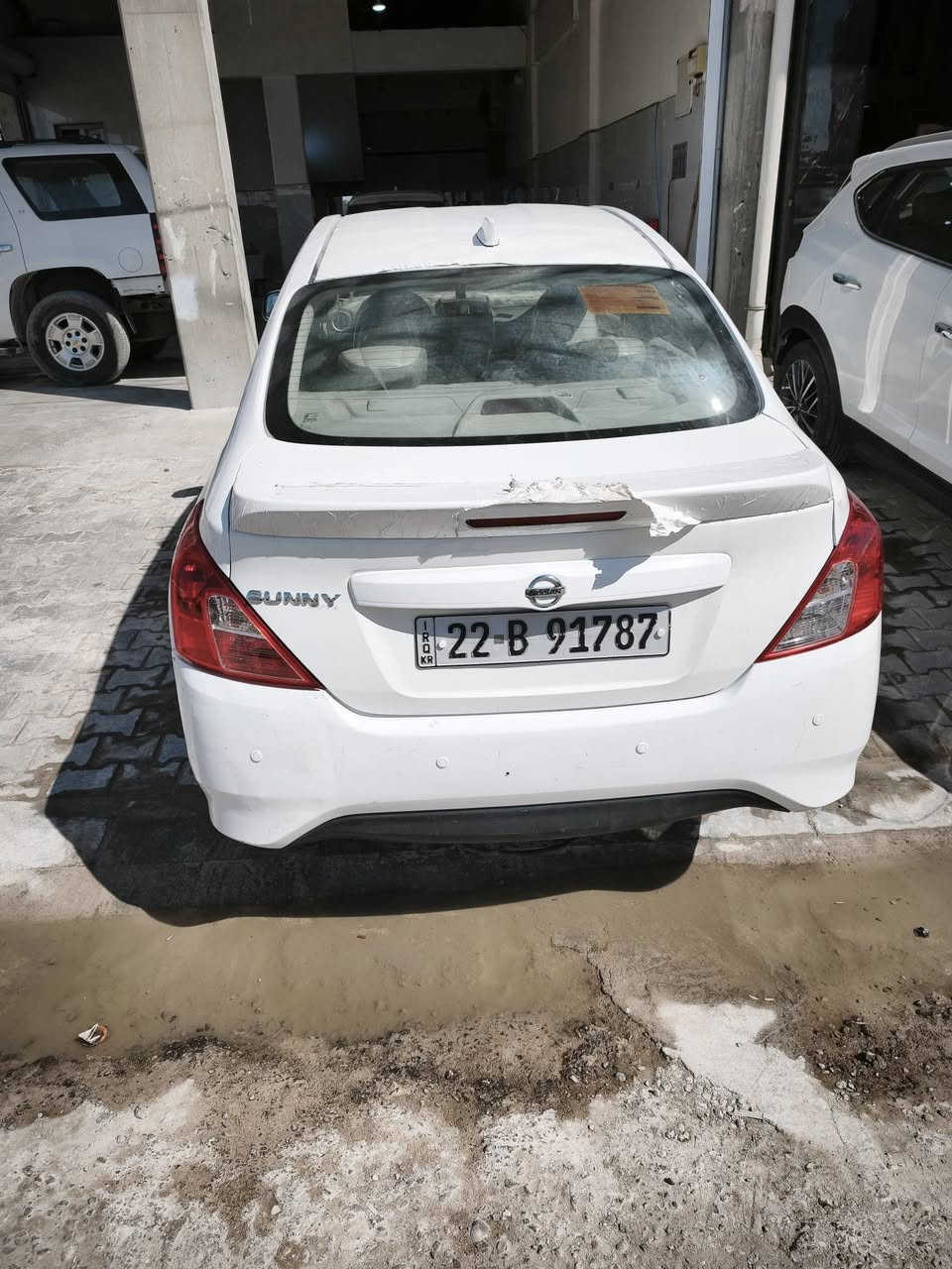 سلام عليكم 

نيسان صني هندي موديل 2024  سيارة مرتبة و نظيفة 
بيه صندوق تبديل و جاملق أيمن خلفي فقط مسحوب باقي كفالة عامة 
سيارة ماشية 70 ألف سعره 118
*********** للاتصال
