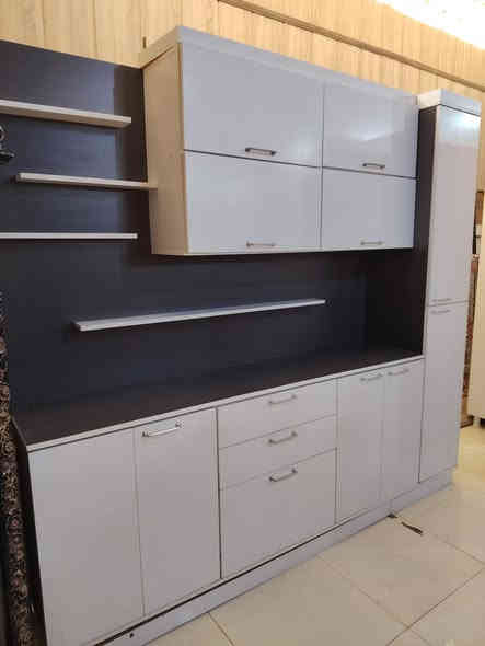 كاونتر لبيع العنوان سليمانيه سرجنار شارع ابو سناء مجاور فندق برج الحياة رقم موبايل *********** وتساب
