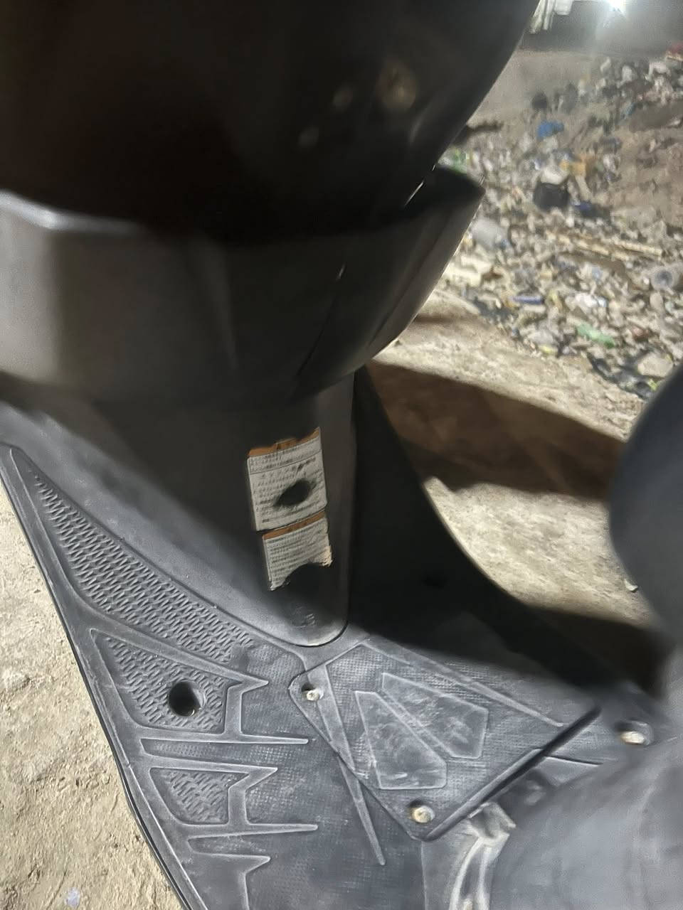 دراجه اللبيع بلاديه مامفتوحه كله شغاله اشاره شغاله سلف كيلو متر شغال مكان بصره شط العرب فيحاء قرب نهر ابو زوري  سعر 500 رقم ***********مو شراي لايتصل انه مكلف بلنشر لاحد يعلق
