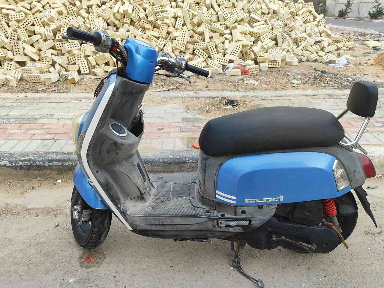 دراجه للبيع وصل معرض موجود مكينه مكفوله ختم واحد دراجه كامله موديل 2008 السعر 750  ***********
