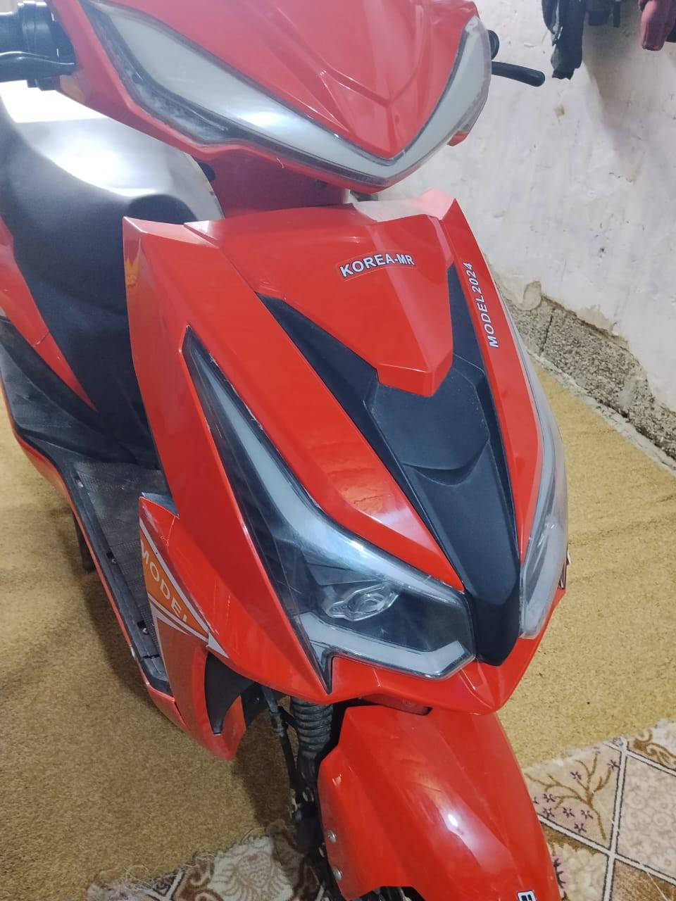 -السلام عليكم
-دراجه شحن للبيع 
-اضاءة امامي واشاره يمين ويسار  
-طرق التشغيل سويج وبصمه + تشغيل عن بعد + قفل للحمايه من السرقه
-الدراجه جديده كلش 
- مع شاحنته الاصليه
-موقعي التاجي 
الرقم ***********
-السعر  500  وبيه مجال   الشراي فقط يتفضل خاص
