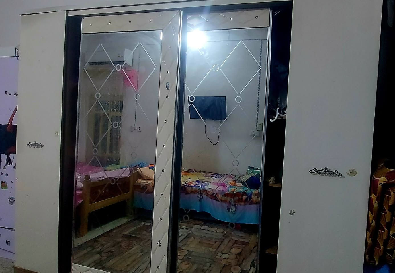 كنتور تركي بسعر مناسب ديوانيه شارع الخصيمه السايدين قرب زها مول الجهه الثانيه جهه قصابيه السجاد داخل الفرع بضبط يوجد خدمه توصيل ***********
