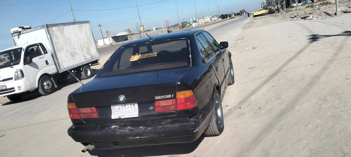 سلام عليكم بي ام دبليو 525كفاله محرك اوكير حاويه 6سلنتر مفتوح ويل كب رياضي تخم تاير جدد غرفه جديده ***********تحويل مباشر بيع اومراوس حسب القناعه
