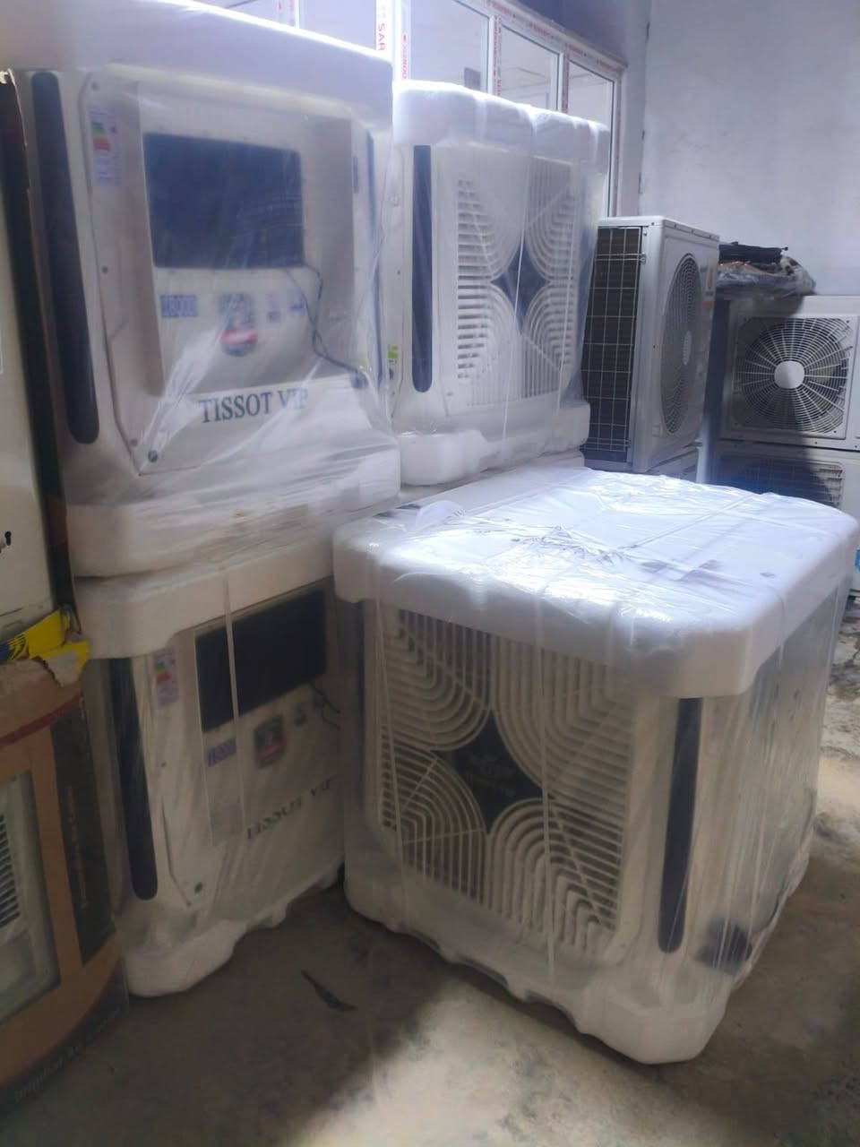 بسم الله ما شاء الله وصول البرادات 22 قدم شركه زان توفرت جمله و مفرد مبرده حجم 3500 و غسلاه حجم كبير عنوانه االمقداديه الهارونيه طريق امام ويس ***********
