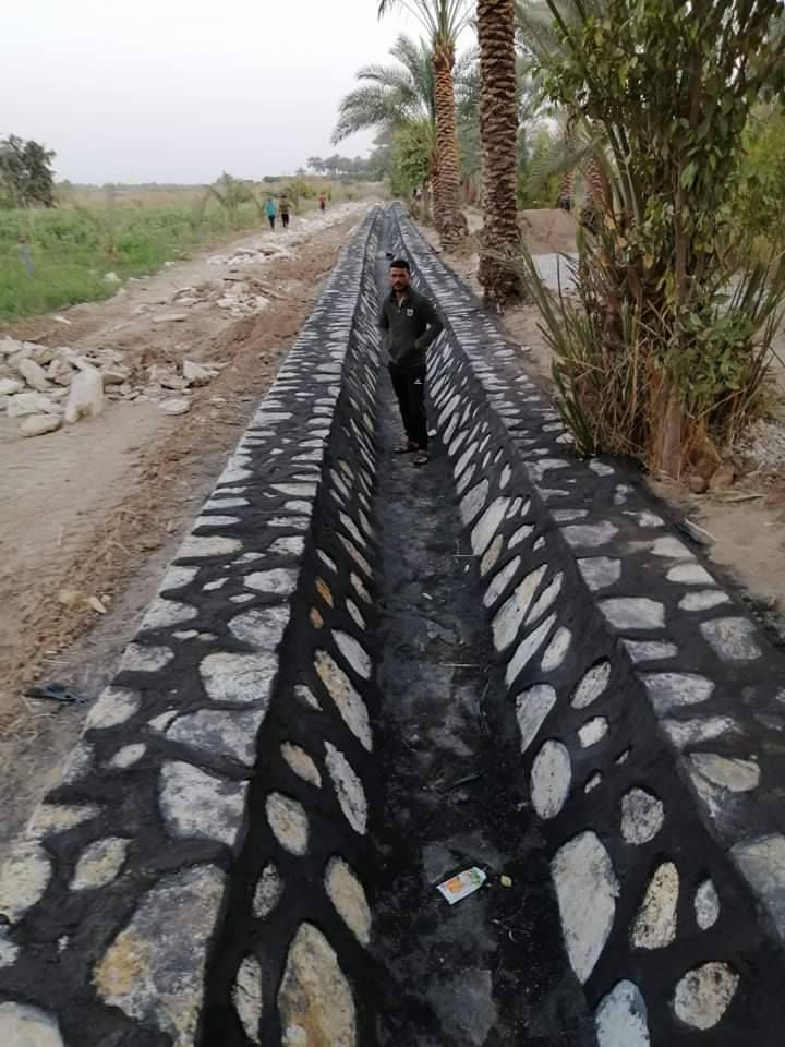 من يرغب ببناء الحجر أو الأستفسار يرجى الاتصال على الرقم التالي أو مراسلة الصفحه ونحن في خدمتكم *********** واتساب 
*********** شغل درجه اولى وحسب الديكورات المطلوبه نشتغل كرسته وعمل السياج عالمتر المربع والبيت حسب الخريطه وبأسعار مناسبه
