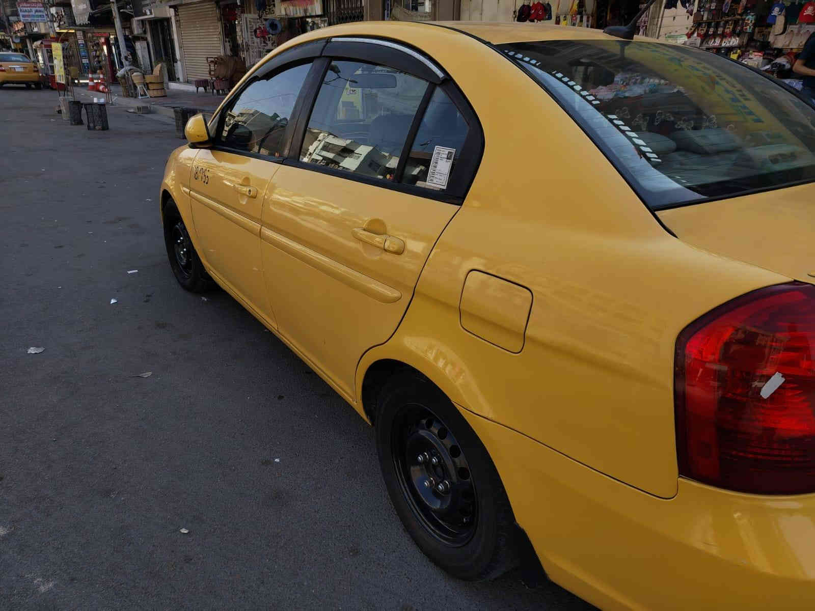 السلام عليكم
اكسنت 2010 وارد امريكي 
حادث بابتين السايق وخلف السايق مصلحات نفسهن وجاملخ مبدل اصلي وتكمه مصلحه
 مكينه كير تبريد كله تمام
سعر 85
مكاني الاعظميه
رقم ***********
