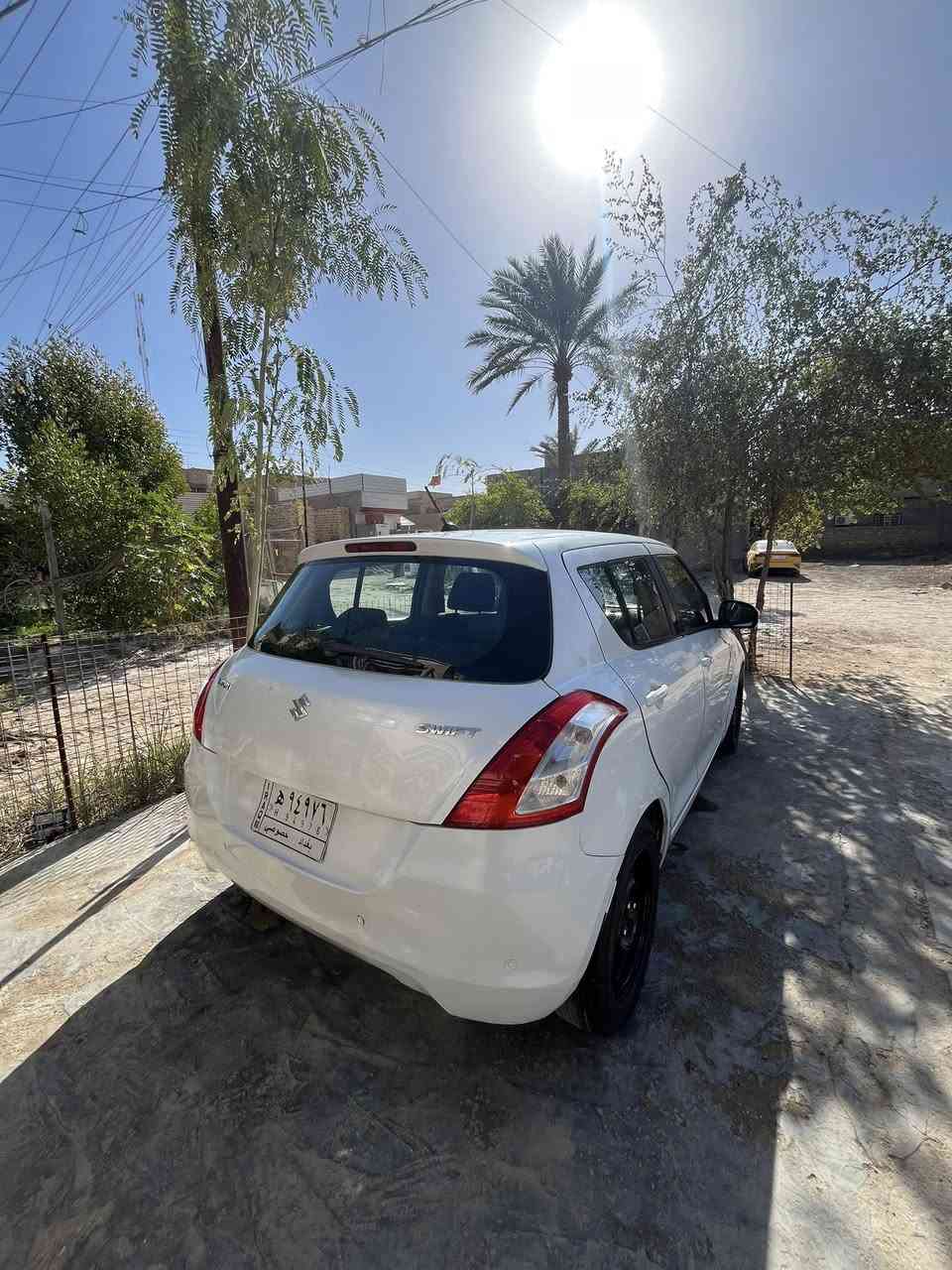 السلام عليكم ساسوكي سويفت خليجي ٢٠١٤ رقم بغداد الماني محرك وكير مكفولات وتبريد وتدفئة كهربائيات كله شغال ضررها طخه اماميه ما واصله لا لغد ولا شواصي  وتحويل ثاني يوم   السعر ٧٥ وبيها مجال مكاني بابل محاويل  ‭٠٧٧٣ ٣٧١ ٢٢٤٩‬
