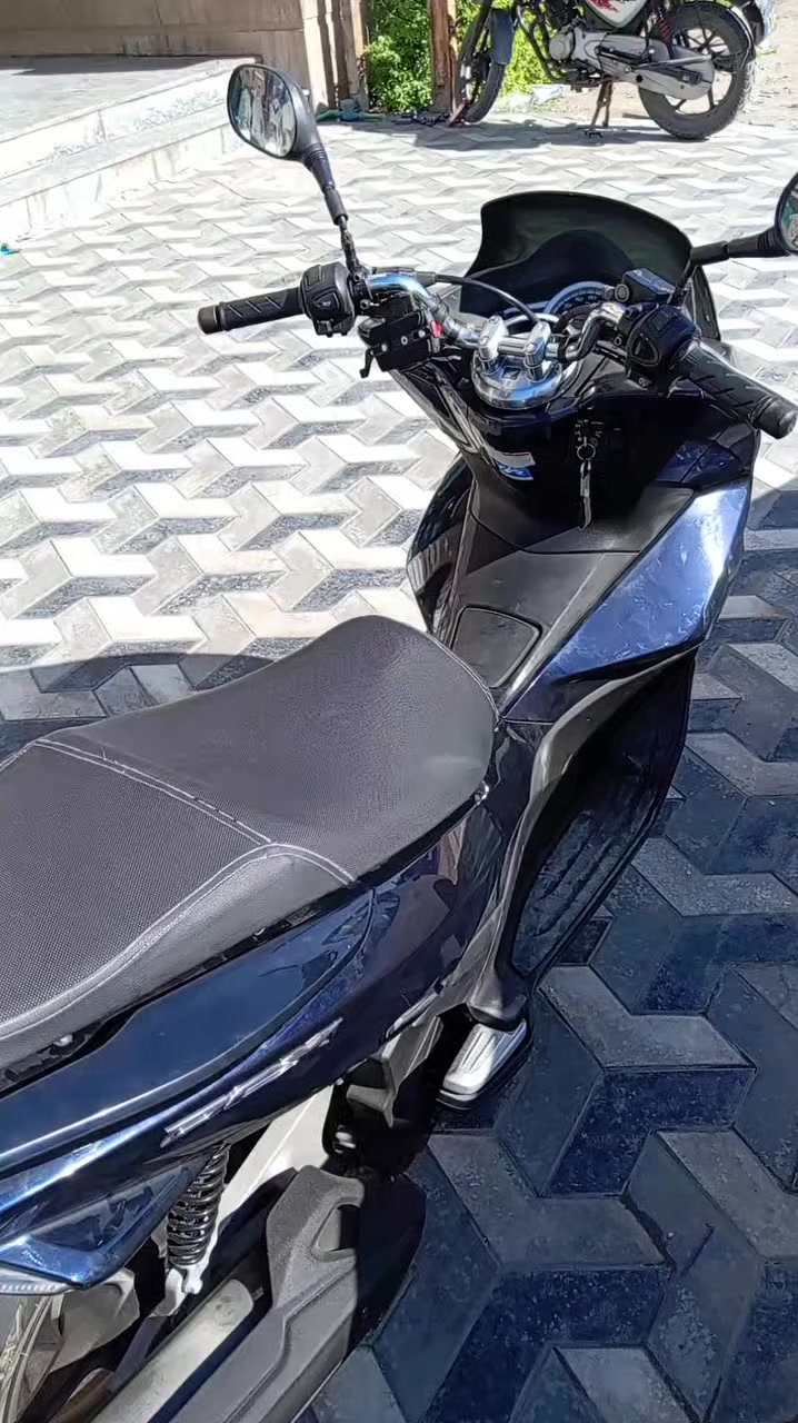 جهاز تعقب يحمي دراجتك من السرقه يعمل بكل العراق مع امكانيه اطفاء المحرك من الموبايل اندرويد وايفون. ضمان سنه والربط بمكان مخفي ولا يؤثر على كهربائيات الدراجه ***********
بغداد حي الجامعه. يوجد توصيل ب ٣ الاف
