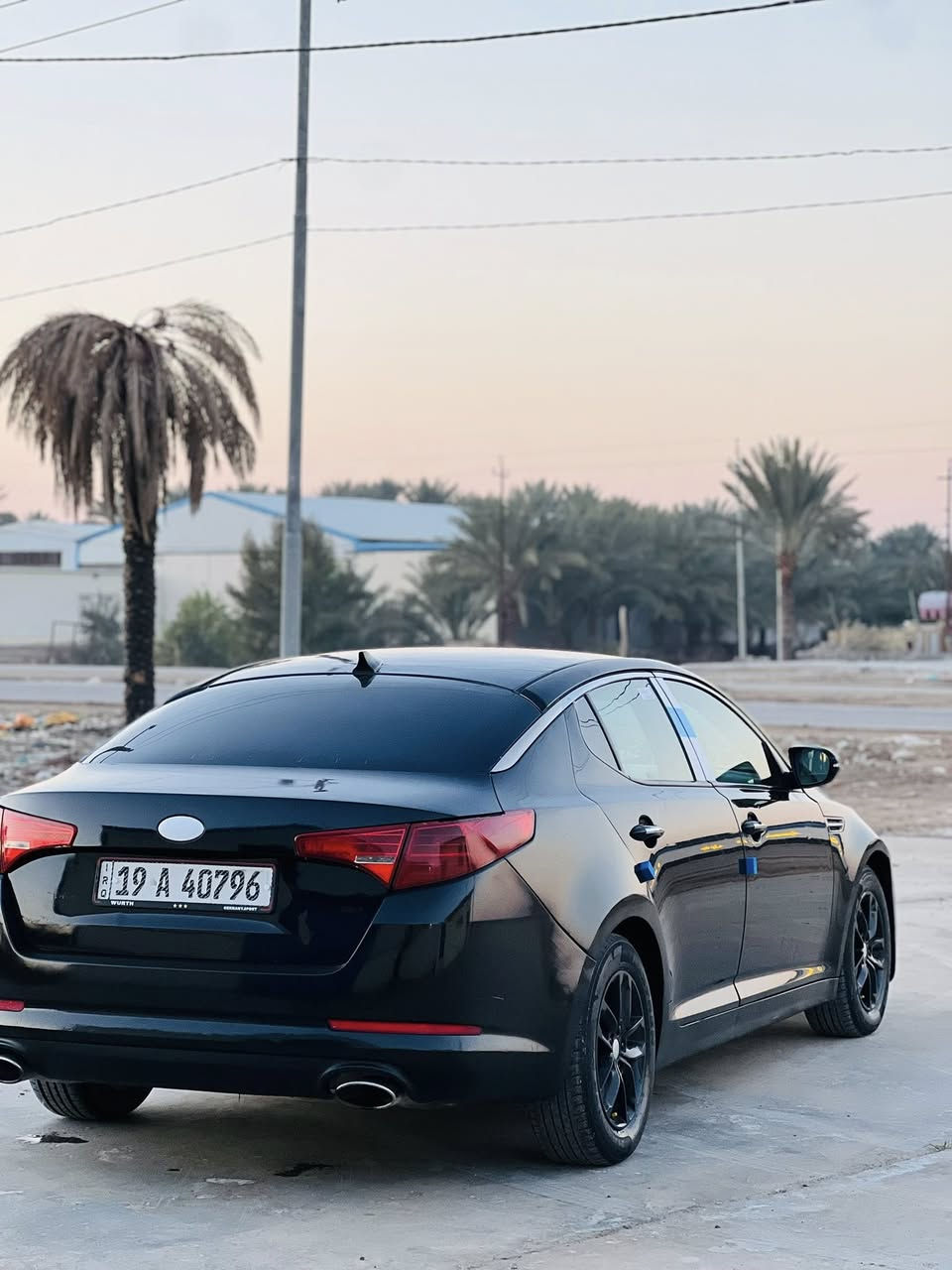 رمضان كريم
سلام عليكم 

كيا اوبتما 2013.     وارد امريكي.         رقم. كربلاء. الجديد. 

تحويل مباشر.      محرك 2400.      

مواصفات.    شاشة. تحكمات جهتين.   داخل. جلد.    كشنات كهرباء. 

داخل. لونين.  اشاير بل مري.    كشافات زنون.    لدات امامية. خلفية.  

حساسات خلفية.    وباقي المواصفات معروفة. 
حادثه فقط جاملغ خلفي  والجنطه رش فقط بدون حادث اثر جراد 

مكاني .بابل الحمزه الغربي 
السعر.98
للاستفسار اتصل على هاذا الرقم 
***********
