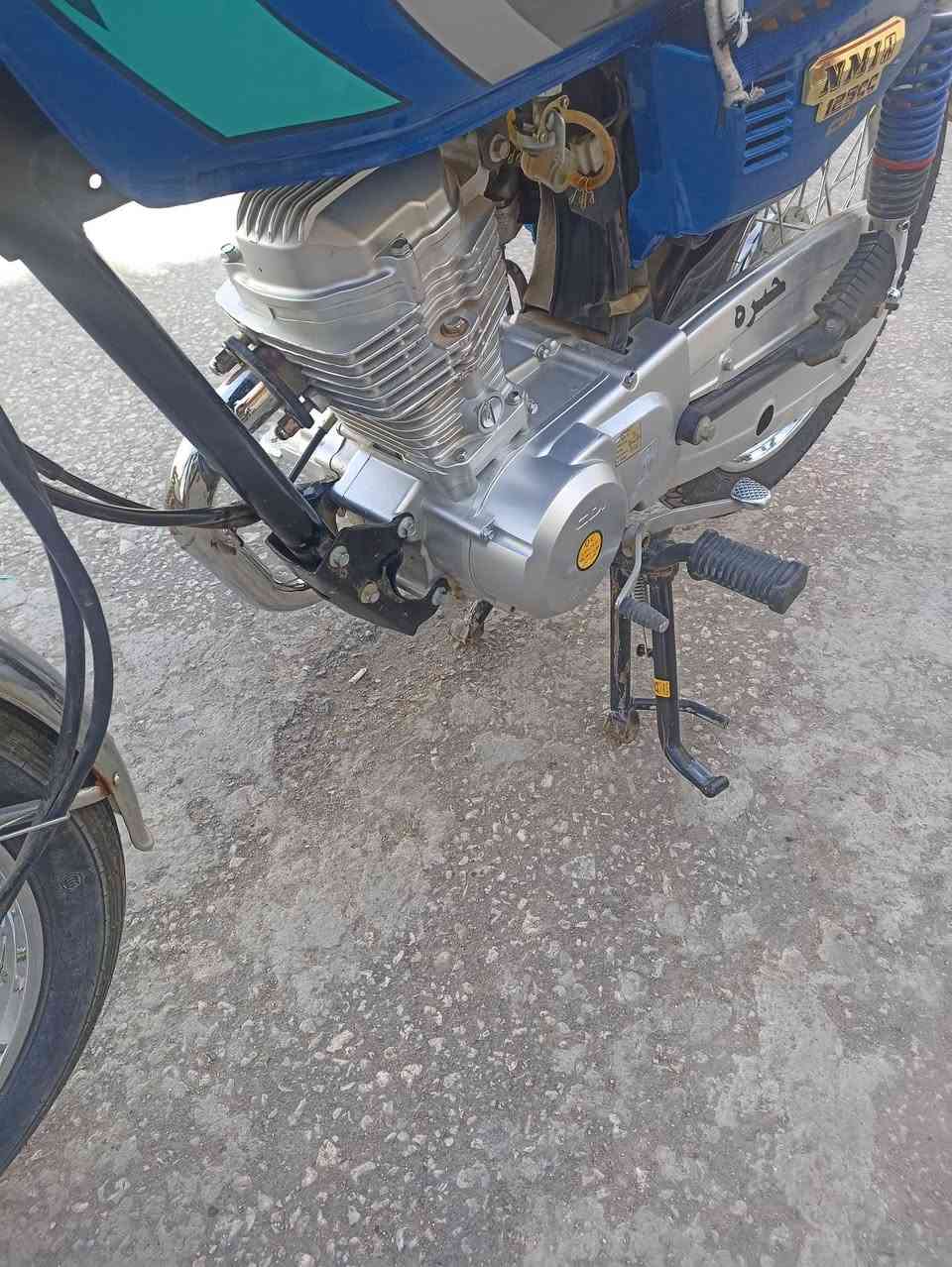 السلام عليكم شباب دراجه اربعه قير سكنر للبيع الموديل 25 السعر 700 ل 25
***********
