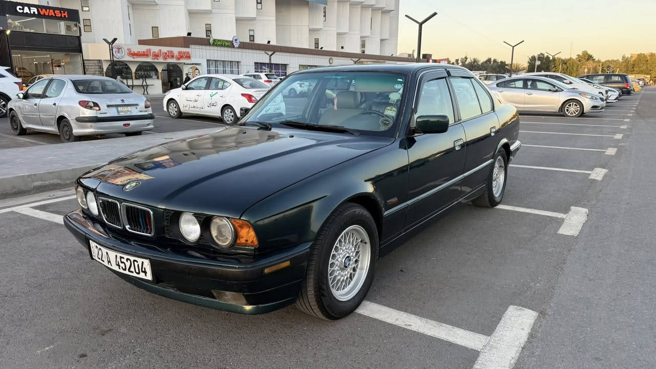 للبيع بي ام موديل 1994رقم اربيل بسمنه تحويل مباشر او وكاله اتريد مصبوغه جماليه فقط بدون حادث مكينه 25 فانوص امسكر جاهزه كير مكينه صدر تخم تاير تبريد ثلج مابيها اي نقص خير من الله السعر 70 مكانها بغداد البنوك للستفسار ***********
