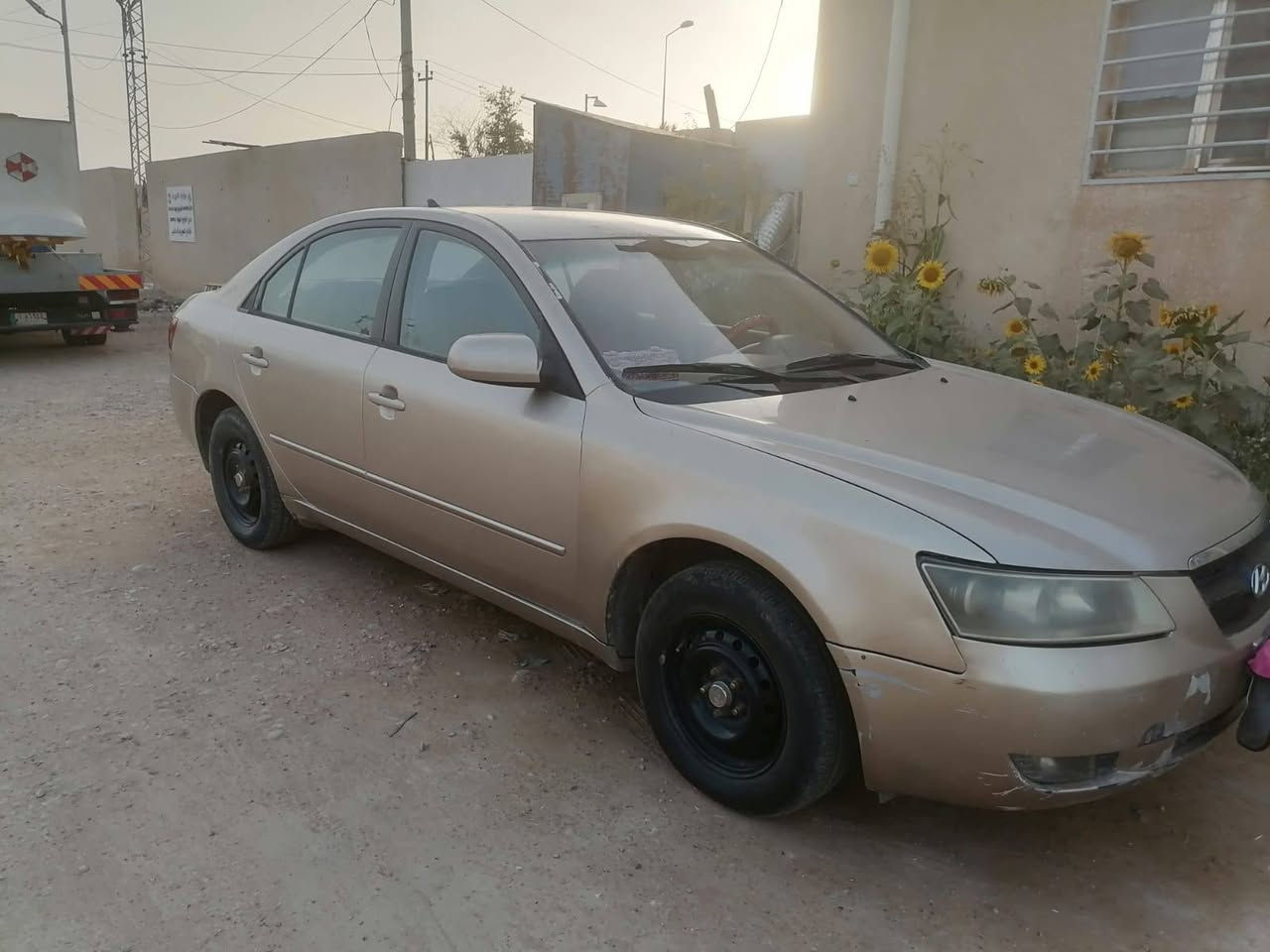 سوناتا للبيع موديل  2006 بأسمي
مصبوغة حزام تخم تاير جديد تبريد ثلج منضومة غاز جديدة محرك مكفول حدادية جديد السعر90وبيها مجال 
للستفسار الاتصال على 
***********
