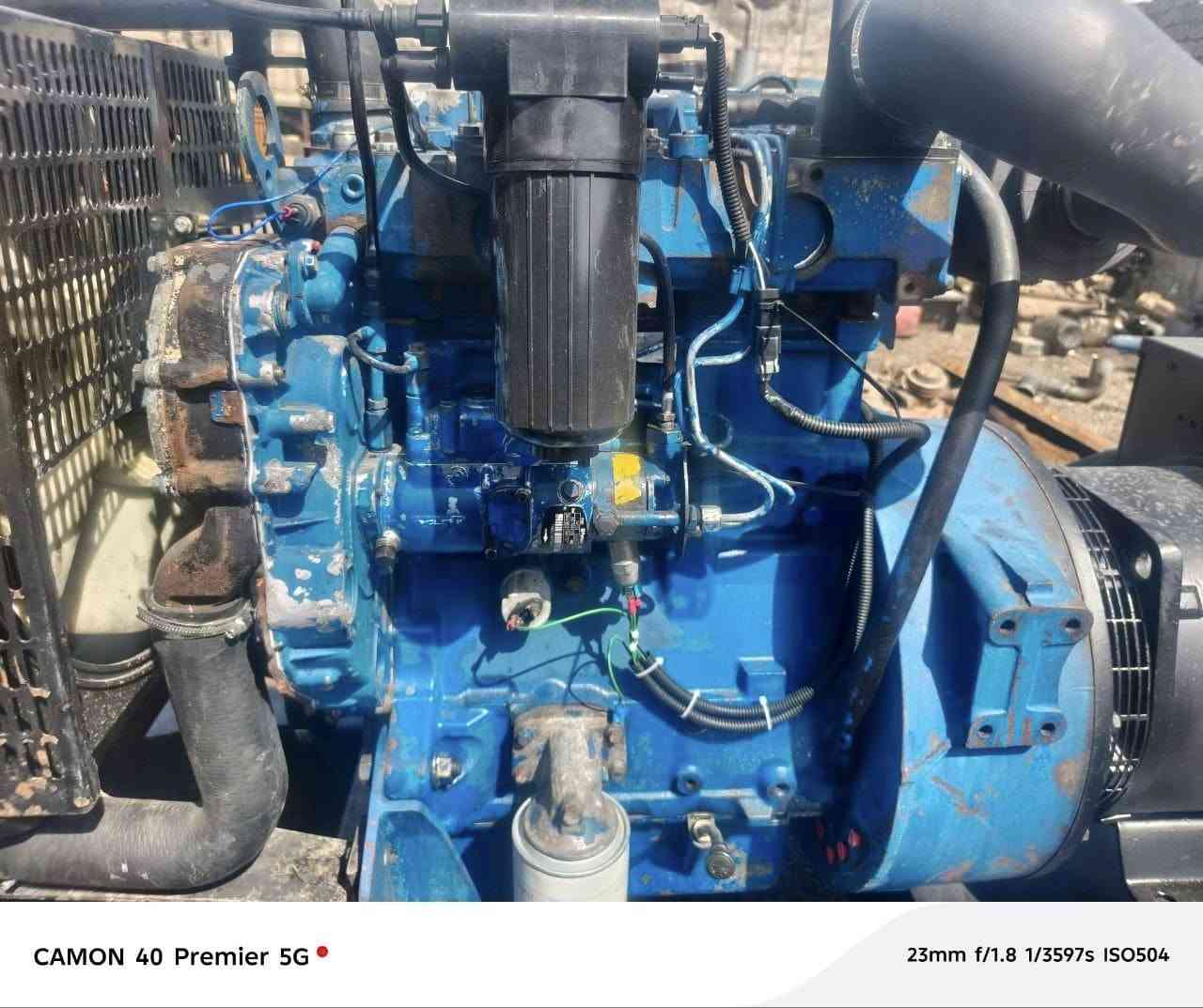 بيركنز 3 بستن ١٠٥ انكليزي 
محرك ما مشتغل بالعراق مجفت 
توليد إيطالي بلادي 
بورد نظام حماية  
يتحمل ٧٥ امبير فعلي 
ضمان 3 ايام 
عنوان موصل 
سعر ٢٧
الهاتف ***********
