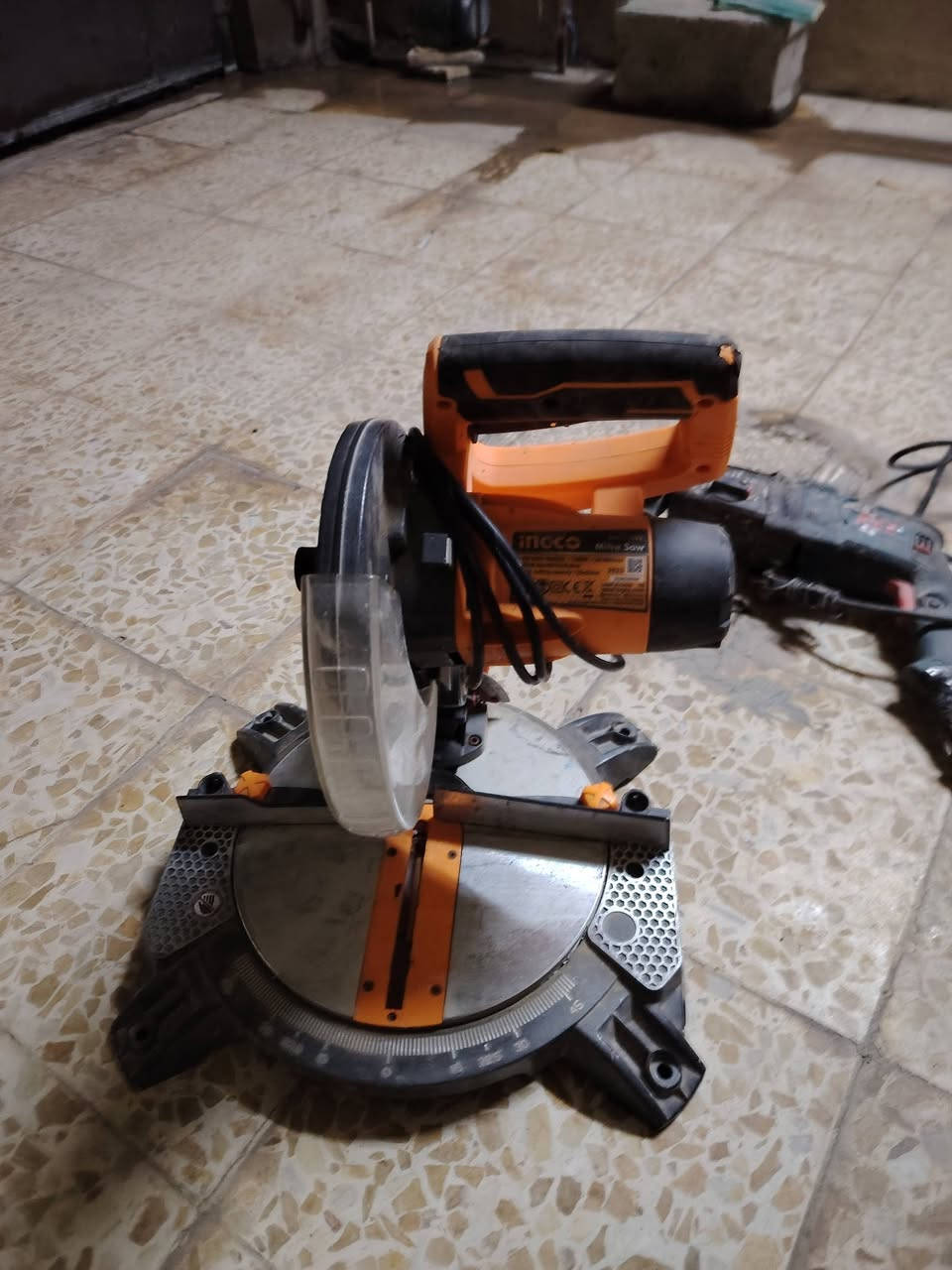 سلام عليكم
للبيع غراض مستعمل وجديد هيتر ٣٠الف جديد بل كرتون ثلاث ١٦قدم نضيف بشرط سعر ٨٥الف صحن وراوتر كامل حته بوري ويا ١٠٠الف ميزان جديد بل باكيت سعر ٤٠الف كوسره جبير سعر ١٠٠الف كوسره شحن ٤٠الف هامر ٢٥الف شاحنه باتري سعر ٢٥الف كل غراض بس مجال بسعر *********** هذا رقم بي وتساب
