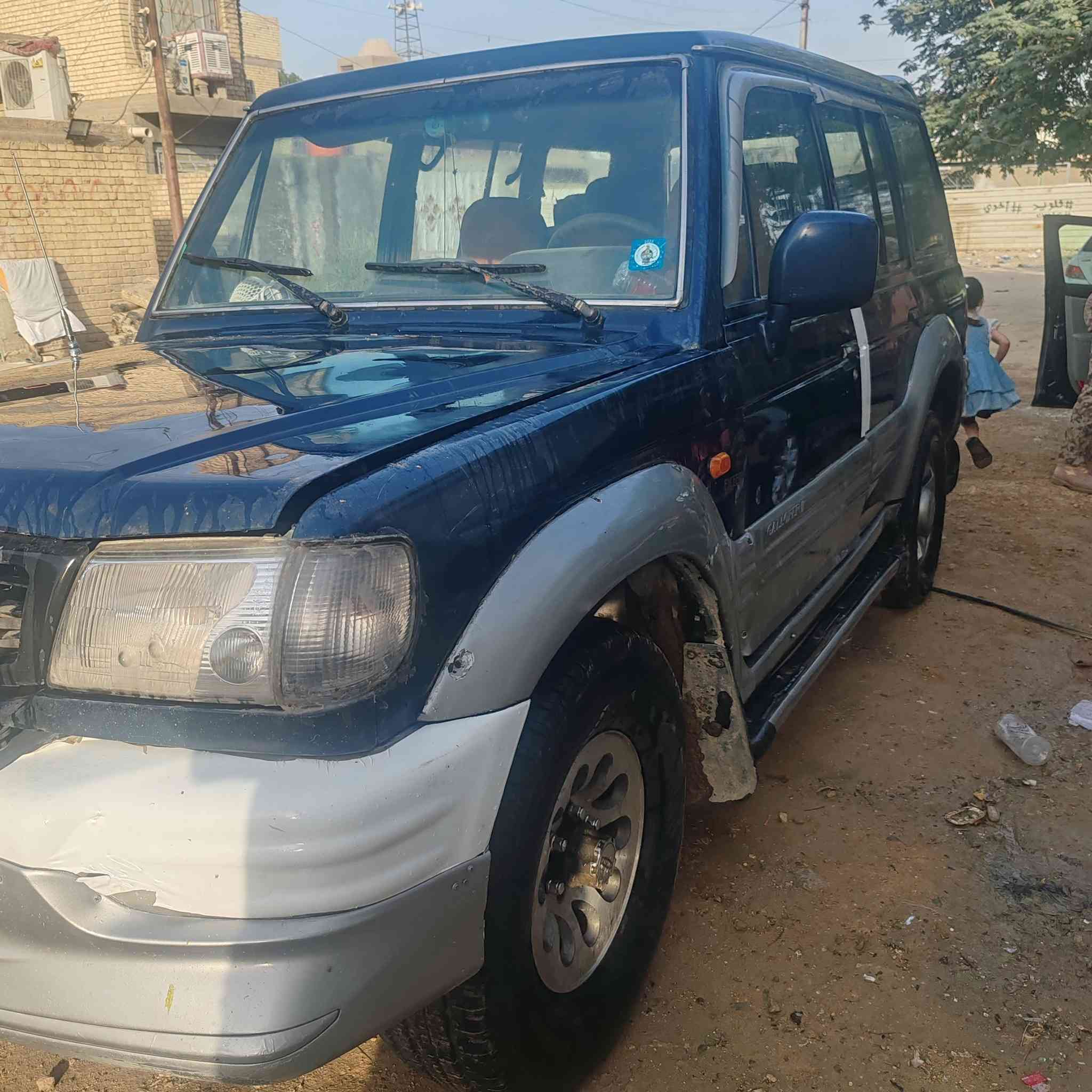 سلام عليكم  من رخصت الادمن
كالوبر 2000رقم بغداد سنويه 30  كير عادي  40 بيه مجال  بيه خياس  ابيع كوم حديد،، ***********
