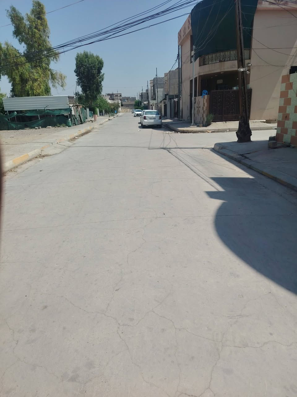قطعه للبيع طابوا مساحه ١٠٠متر مستطيل بمنطقة ال ٥٥ بالقرب من مجمع المدارس ع ساحه ومدارس وشارع الكوسترات للاستفسار الاتصال على الرقم *********** او المراسله ع صفحة الوات ساب ***********
