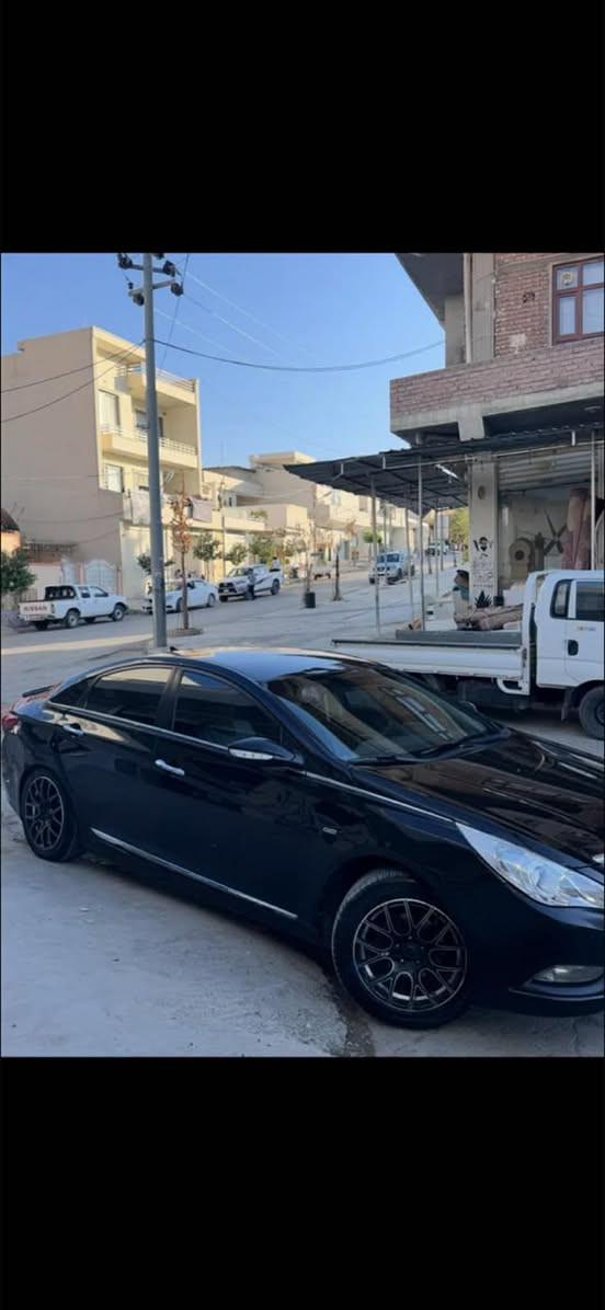 ٢٠١١ خلیجی براوەی دوبەی 
مەکینە ٢.٤ 
مەکینەی تازە تەحمیر کراوە تازە بۆتەوە
فول فولە بەس سلاید نیە 
بەسمەیە ئیکۆیە کوشن مەساج کوشن کارەبای ئاوێنەی دەخەوێت 
٤ تایەی تازە ٤ ویلی سپۆرت 
لایت حەدەسە و زینۆن


**إذا كنت صاحب هذا الإعلان وتريد حذفه لأي سبب، رجاءا أرسل رسالة إلى الدعم الفني**