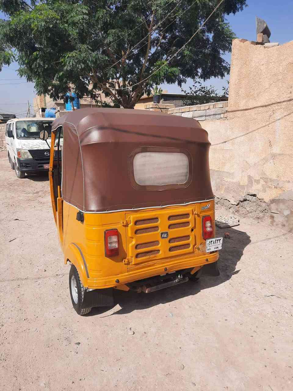 تكتك2020بيه بس دوس معمره وبيه طخه ب تكمه مبينها بصوره الباقي مكفوال من صبغ ضربه رقم وسنويه.***********
