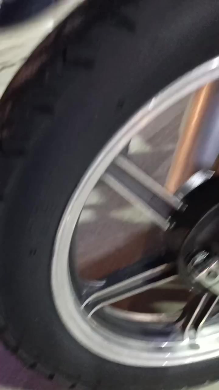 السلام عليكم ستوته للبيع المكان المسيب حي العسكري اوراق اصولي الوكيل الحصري بلال كفاله عامه الموديل 2023 طالعه بل 2025 السعر 2 مليون و600/// رقم اتصال او واتساب ***********
