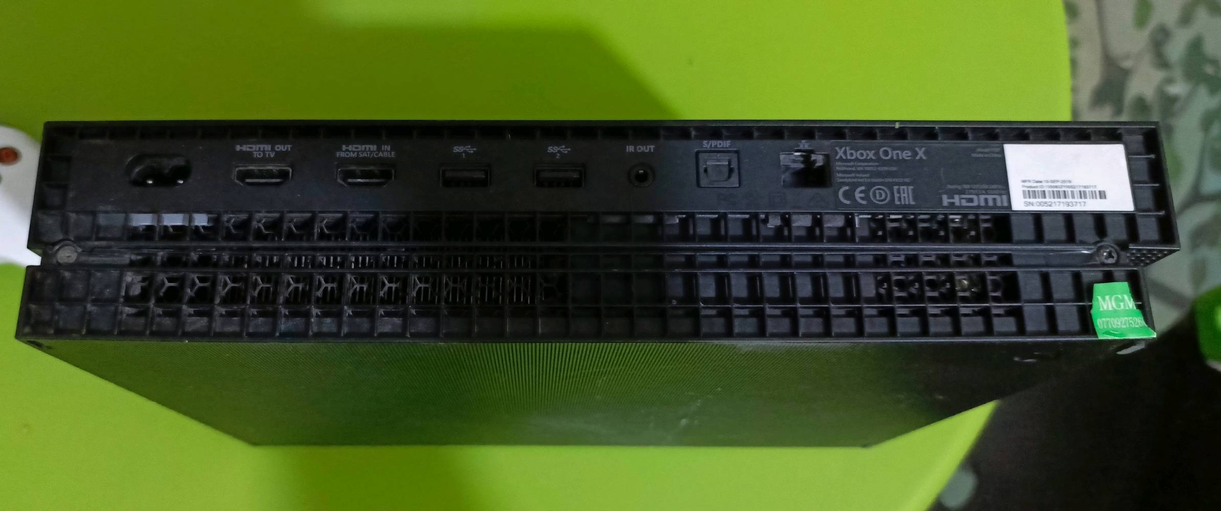  سلام عليكم اكس بوكس ون اكس Xbox one xكامل للبيع الجهاز مفتوح ركز مفتوح للبيع اضمنة الك من كل النواحي لا تكطيع ولا لاك ولا اي شي بلجهاز سلس ويخبل السعر ٢٠٠ وبي مجال كامل مكاني بغداد