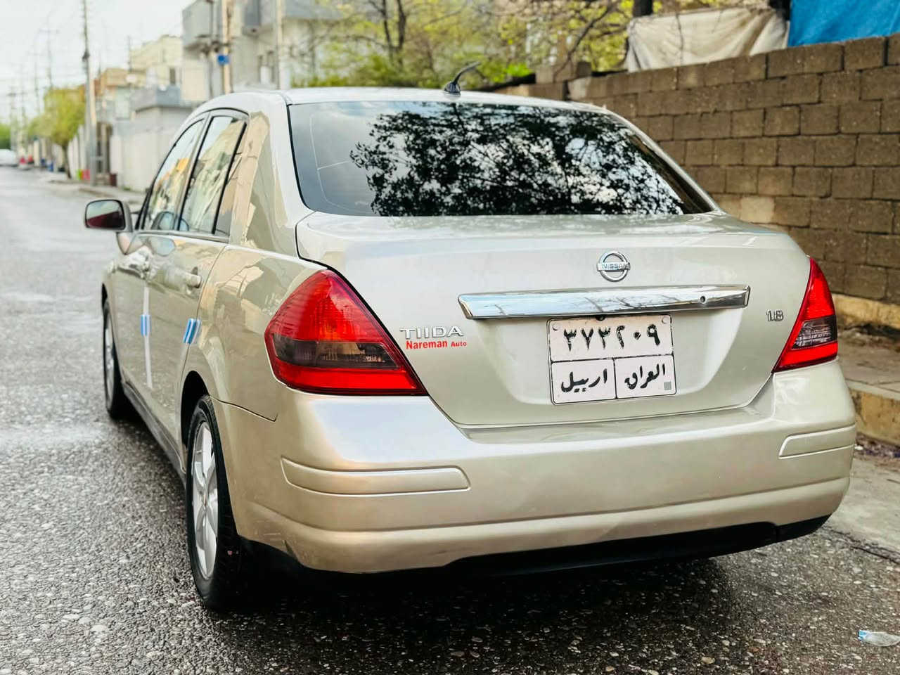 نيسان تيدا 2011 وارد خليجي مكفوله من الحادث بدون صبغ جاهزه من كلشي محرك 18 المرغوب كلش حلوه ونظيفه تحويل شرط سعر 88ومجال عنوان اربيل 
***********
***********
نيسان تيدا 2011 زور خاوين بى بوياغ مه كينه كه ورا توماتيك وته بريد وتحديد سرعه فوليوم سعرى 88ورقه ومجال شوين هه ولير أربيل, العراق
