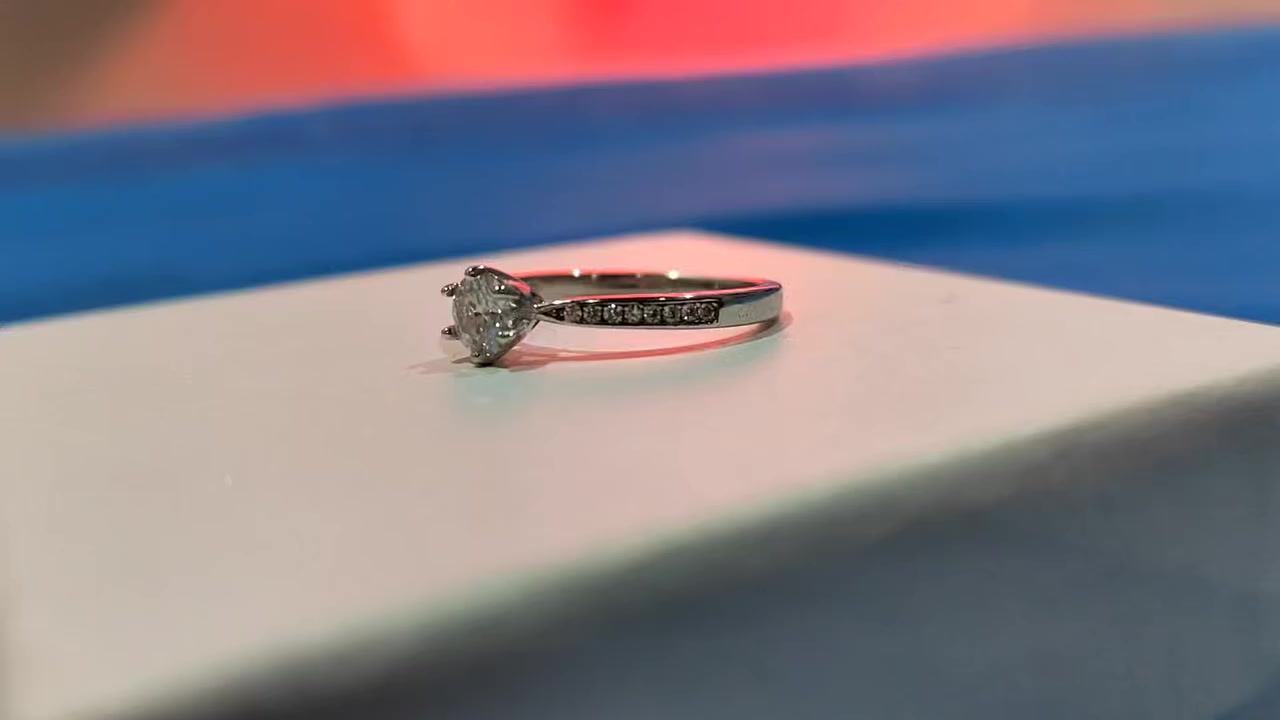 ماركة فضة والماس
فضة و الماس و اشياء ما تلكوها بمكان واحد.
كله ماركة


**إذا كنت صاحب هذا الإعلان وتريد حذفه لأي سبب، رجاءا أرسل رسالة إلى الدعم الفني**