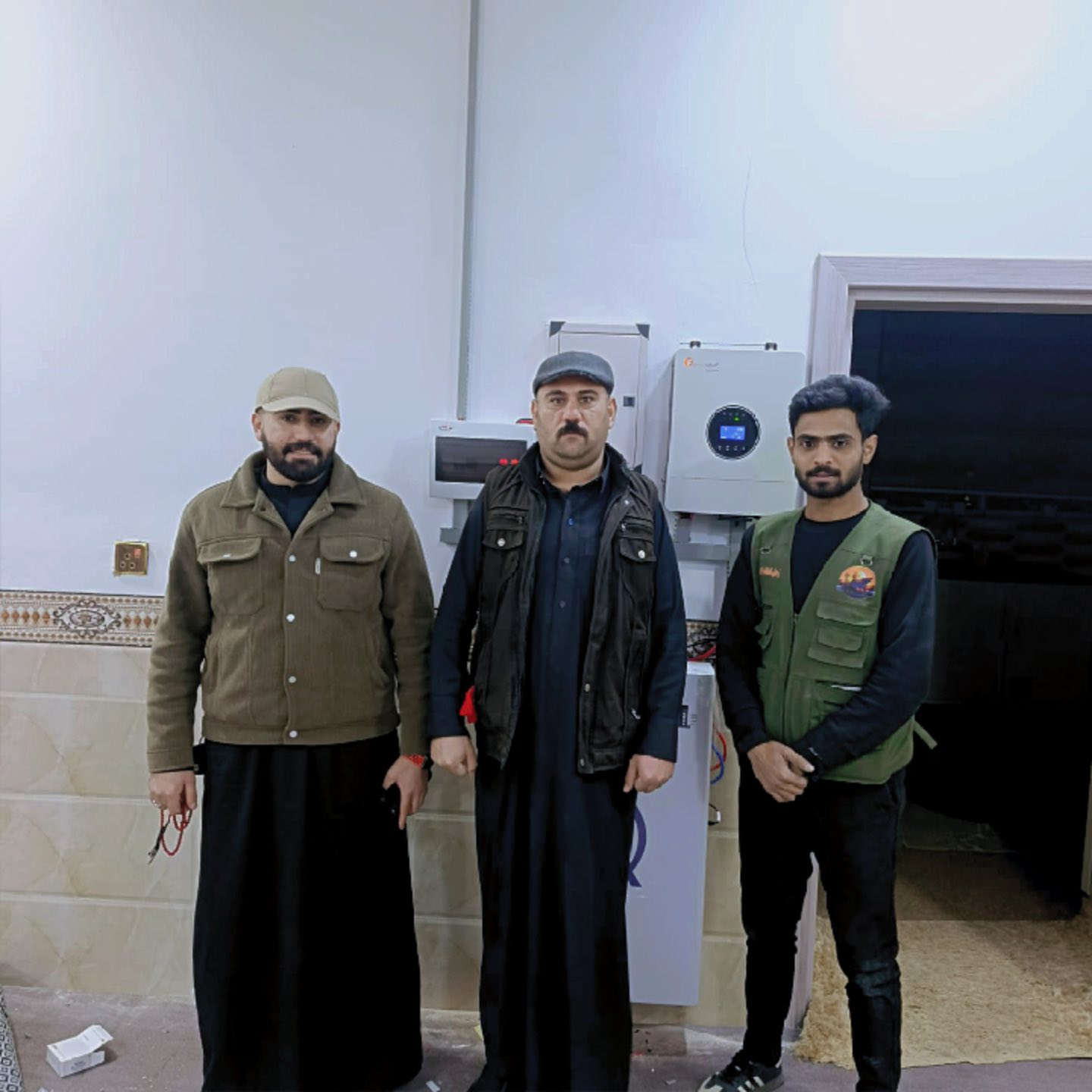 ⚡ خلال 48 ساعة فقط… تم إنجاز عدة منظومات طاقة شمسية في صلاح الدين!

نواصل العمل بوتيرة سريعة لتوفير حلول طاقة مستقرة ونظيفة لأهلنا في مختلف مناطق محافظة صلاح الدين ☀️🔋

خلال يومين فقط، تمكن فريقنا من تنصيب وتشغيل عدة منظومات طاقة شمسية بنجاح، لتكون خطوة جديدة نحو الاستغناء عن مشاكل انقطاع الكهرباء والمولدات.

💡 الطاقة الشمسية اليوم لم تعد رفاهية…
بل أصبحت الحل الحقيقي للكهرباء المستمرة والتوفير الكبير في المصاريف.

شكراً لثقة عملائنا الكرام، وموعدنا مع مشاريع أكبر قريباً بإذن الله 💪

📞 للاستفسار والحجز:
اتصال وواتساب على الرقم +964 772 913 5502

#الطاقة_الشمسية #صلاح_الدين #شركة_زحل_للطاقة_الشمسية #طاقة_بديلة


**إذا كنت صاحب هذا الإعلان وتريد حذفه لأي سبب، رجاءا أرسل رسالة إلى الدعم الفني**