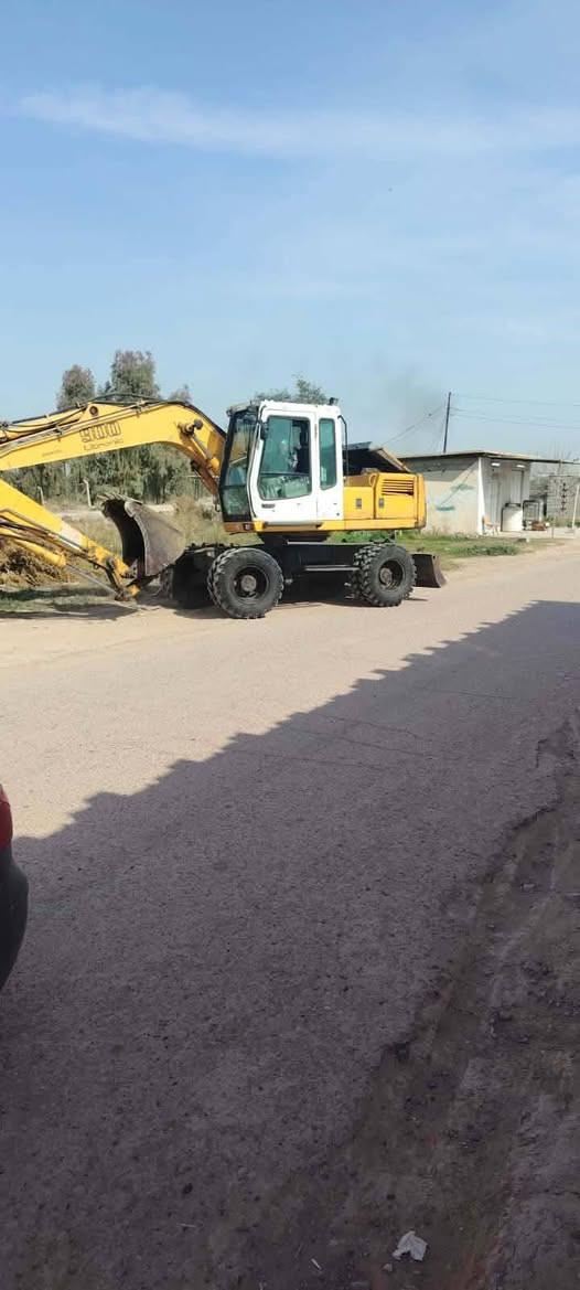 سلام عليكم حفاره لبهير لل بيع
موديل 99 حفاره مكفوله كفاله عامه ماسسه نقار وكماشه 
تخم تاير رقمها كركوك شرط التحويل سنويه لل 2030 
اتصل وتدلل رقم صاحبها ***********
