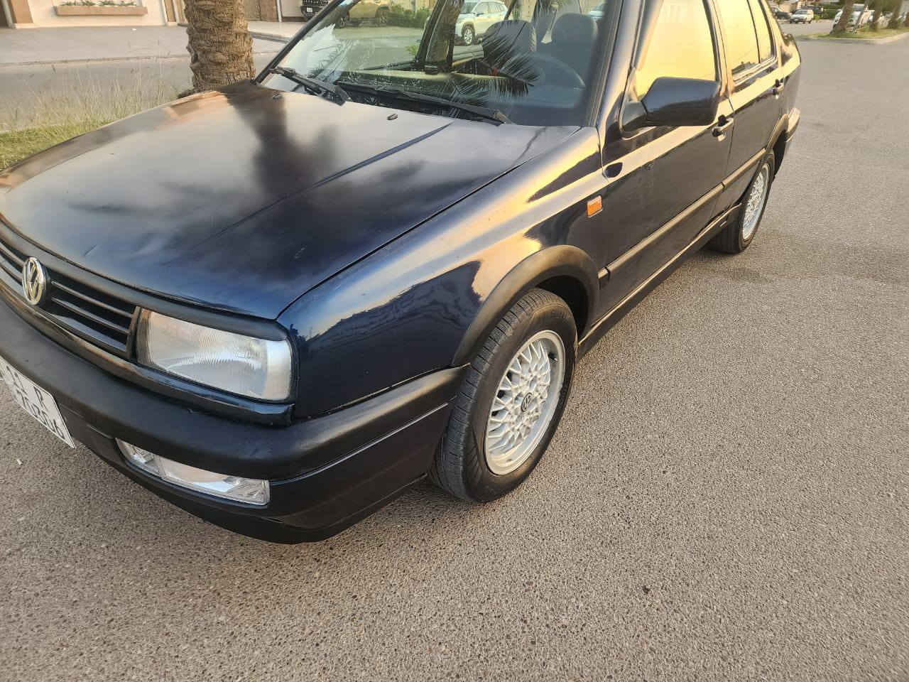للبيع كولف فنتو
موديل 1992 
محرك 2000
محرك وكير جيد جدا
كير اوتماتيك
تبريد شغال ثلج
صدر جديد
كهربائيات كله شغاله
اي نقص مابيهه
سنوية جديدة
رقم بغداد انكليزي باسمي
السعر 43 وبيهه مجال بسيط
المكان بغداد السيديه
للإستفسار ***********
او *********** بغداد, العراق
