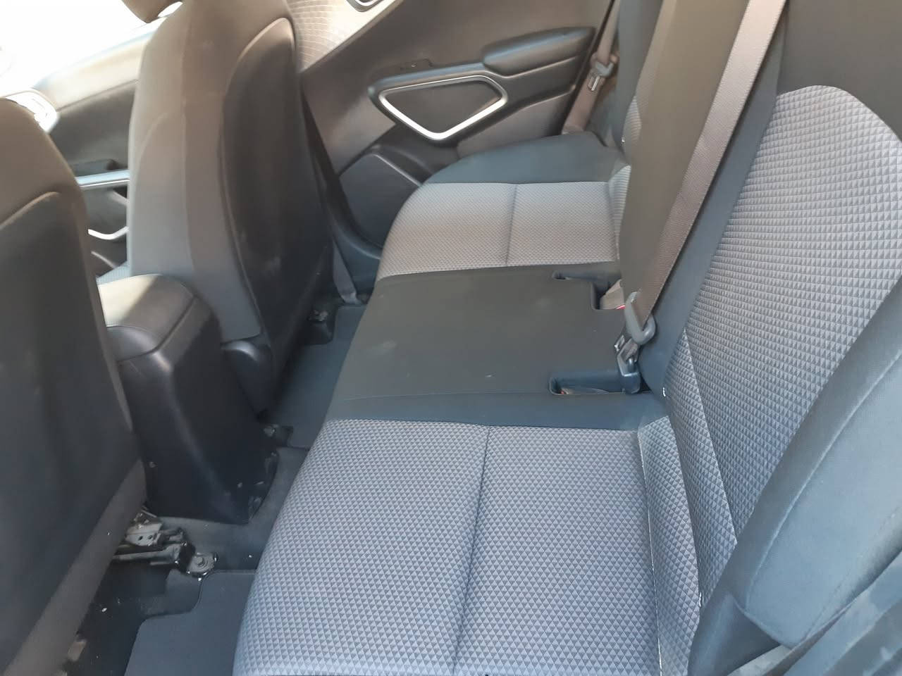 للبيع ..كيا سول موديل ٢٠٢٢ رقم اربيل باسمي وارد امريكي محرك ٢٠٠٠ دوش فئة Lx ماشيه لحد الان 30 بالميل قابله للزياده  كلشي بيهه بلادي باستثناء حادث امريكا باب خلف السائق للتاكيد مع رقم الشاصي للاستفسار ***********
